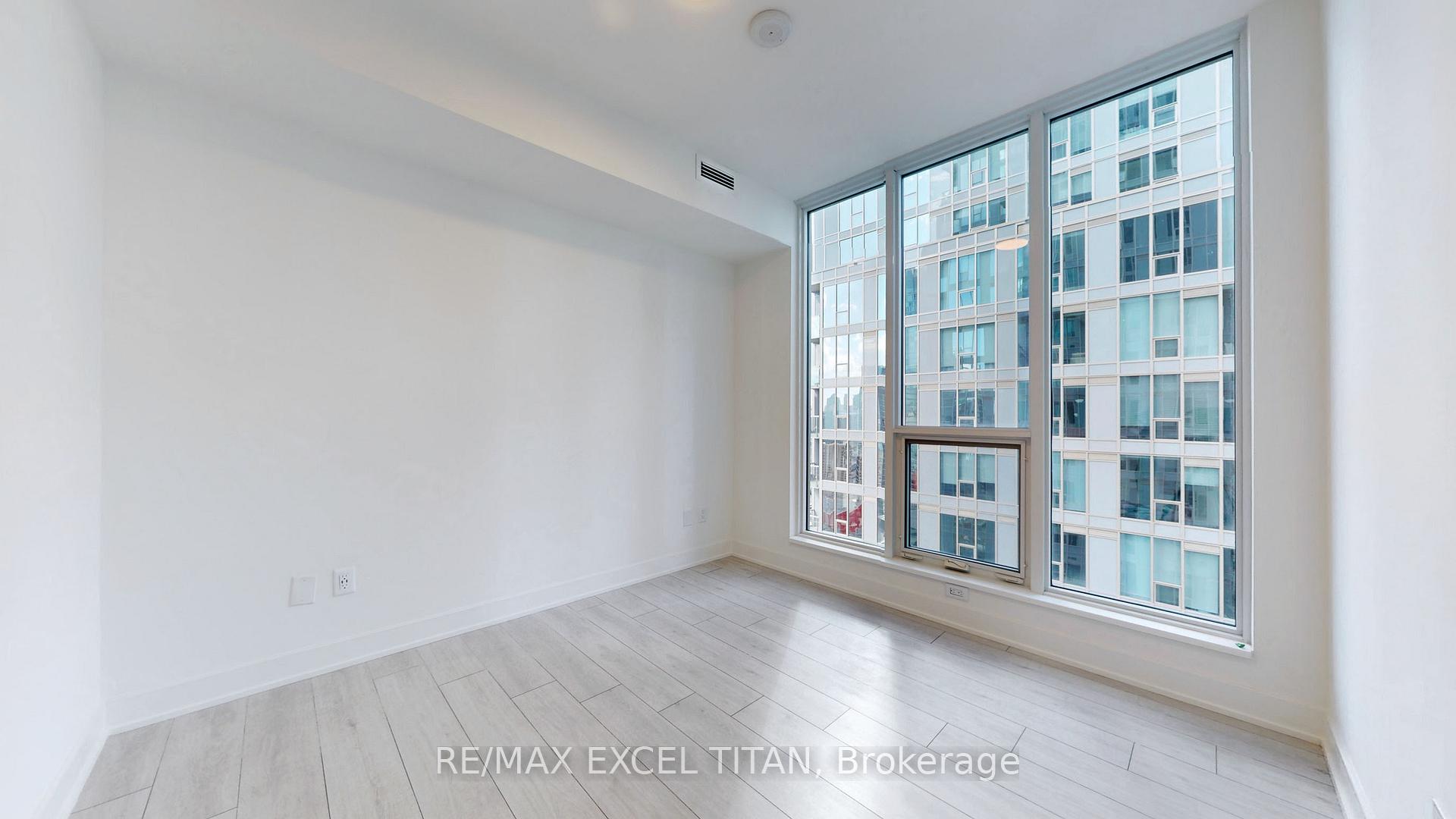 Photo 7 of Unit 3304, 15 Mercer Street, Toronto, Waterfront Communities — HOMEH