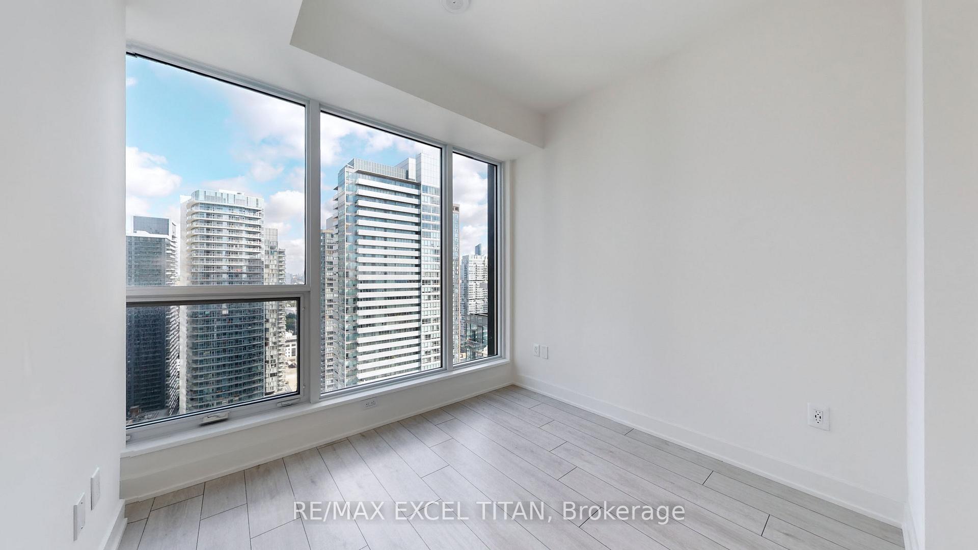 Photo 10 of Unit 3304, 15 Mercer Street, Toronto, Waterfront Communities — HOMEH