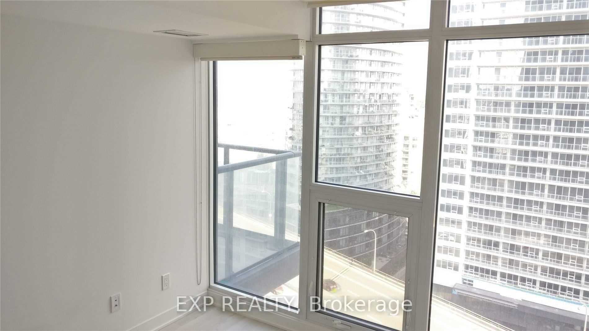 Photo 7 of Unit 1901, 70 Queens Wharf Road, Toronto, Waterfront Communities — HOMEH