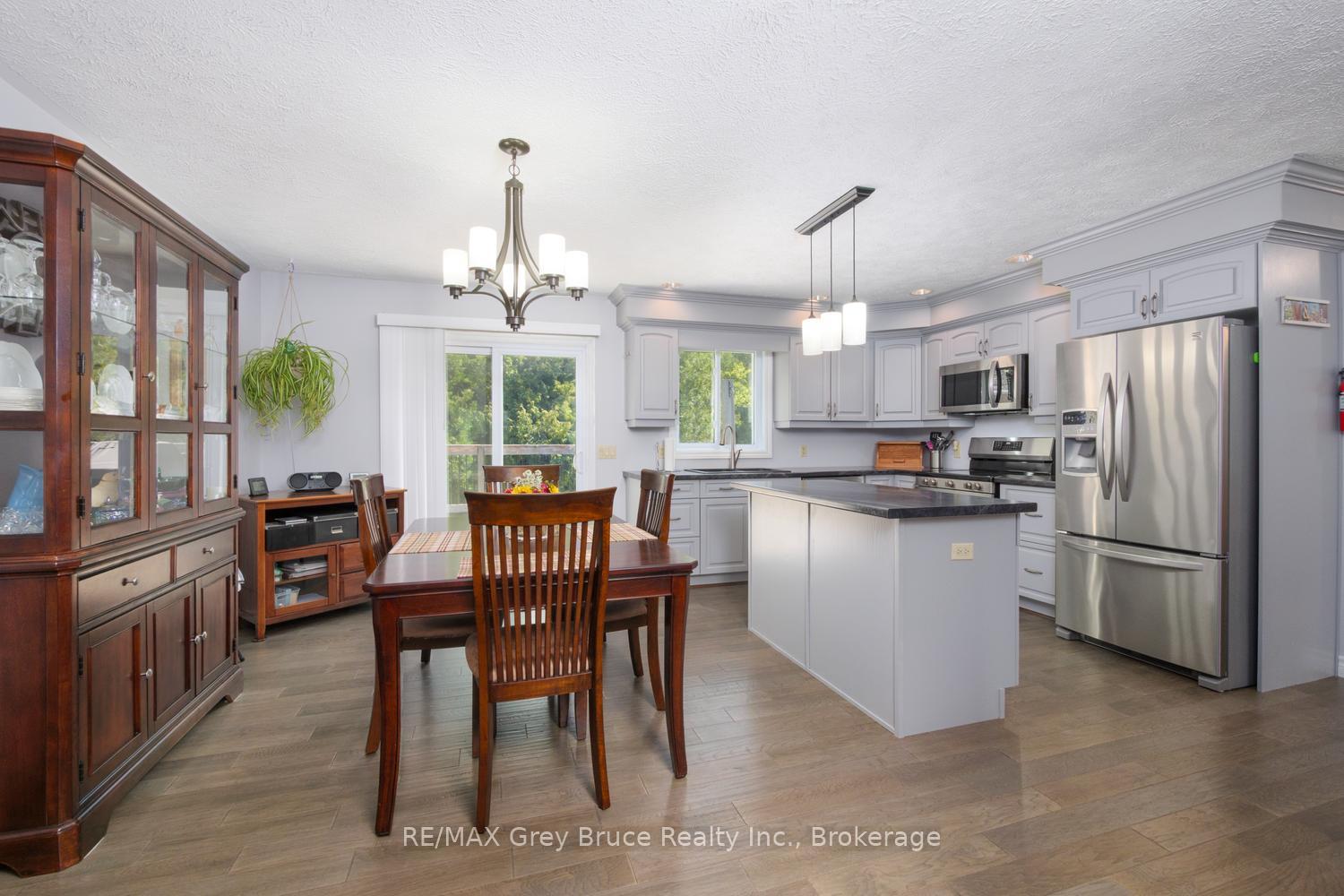 Photo 10 of 358 Huron Road, South Bruce Peninsula — HOMEH