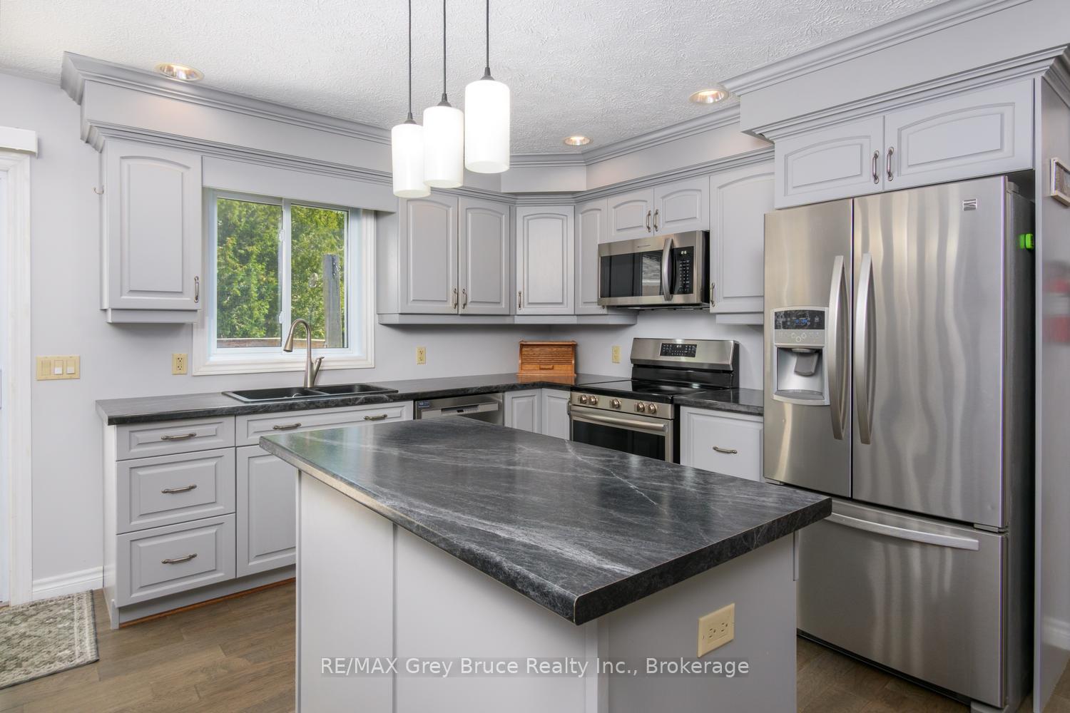 Photo 11 of 358 Huron Road, South Bruce Peninsula — HOMEH