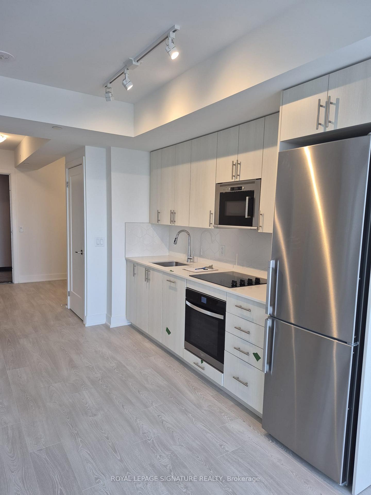 Photo 9 of Unit 1821, 2545 Simcoe Street N, Oshawa, Windfields — HOMEH