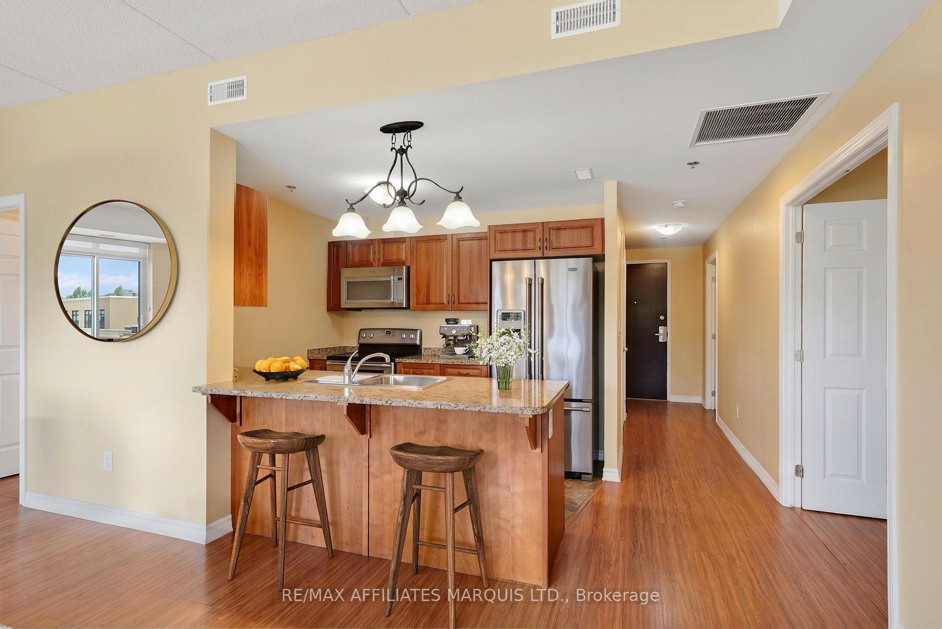 Photo 11 of Unit 401, 108 Second Street E, Cornwall, Cornwall — HOMEH