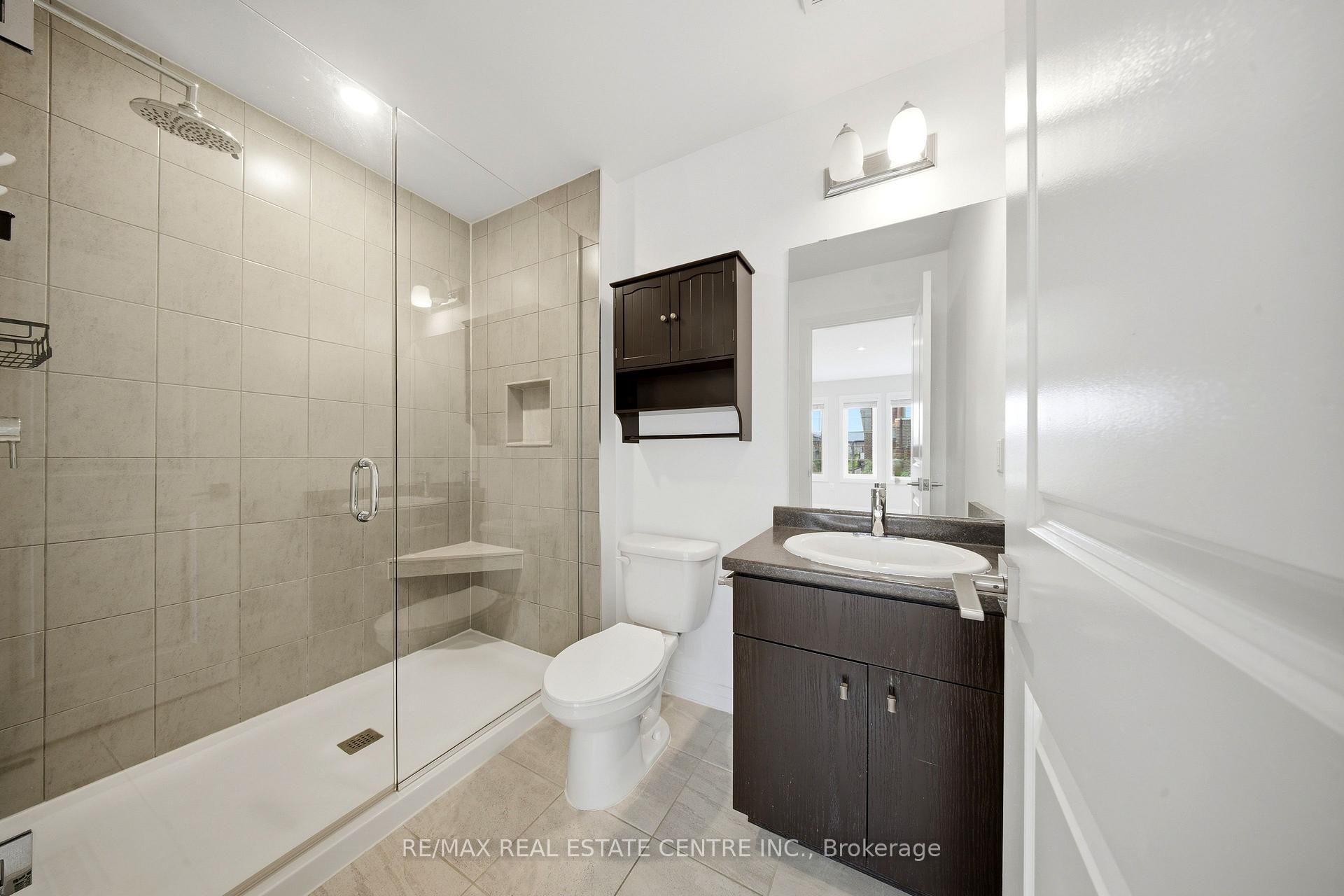 Photo 20 of Unit 37, 30 Times Square Boulevard, Hamilton, Stoney Creek — HOMEH