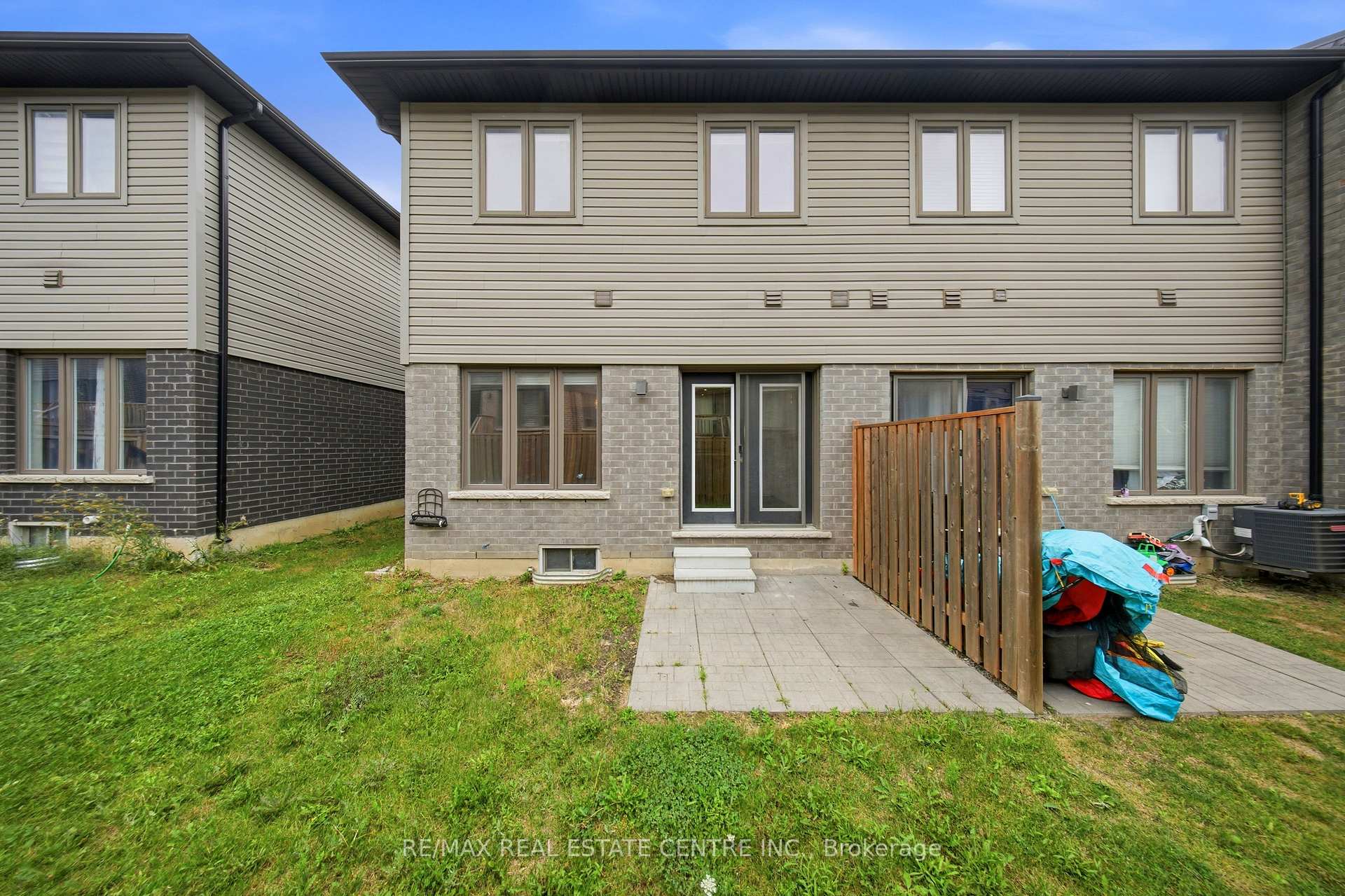 Photo 30 of Unit 37, 30 Times Square Boulevard, Hamilton, Stoney Creek — HOMEH
