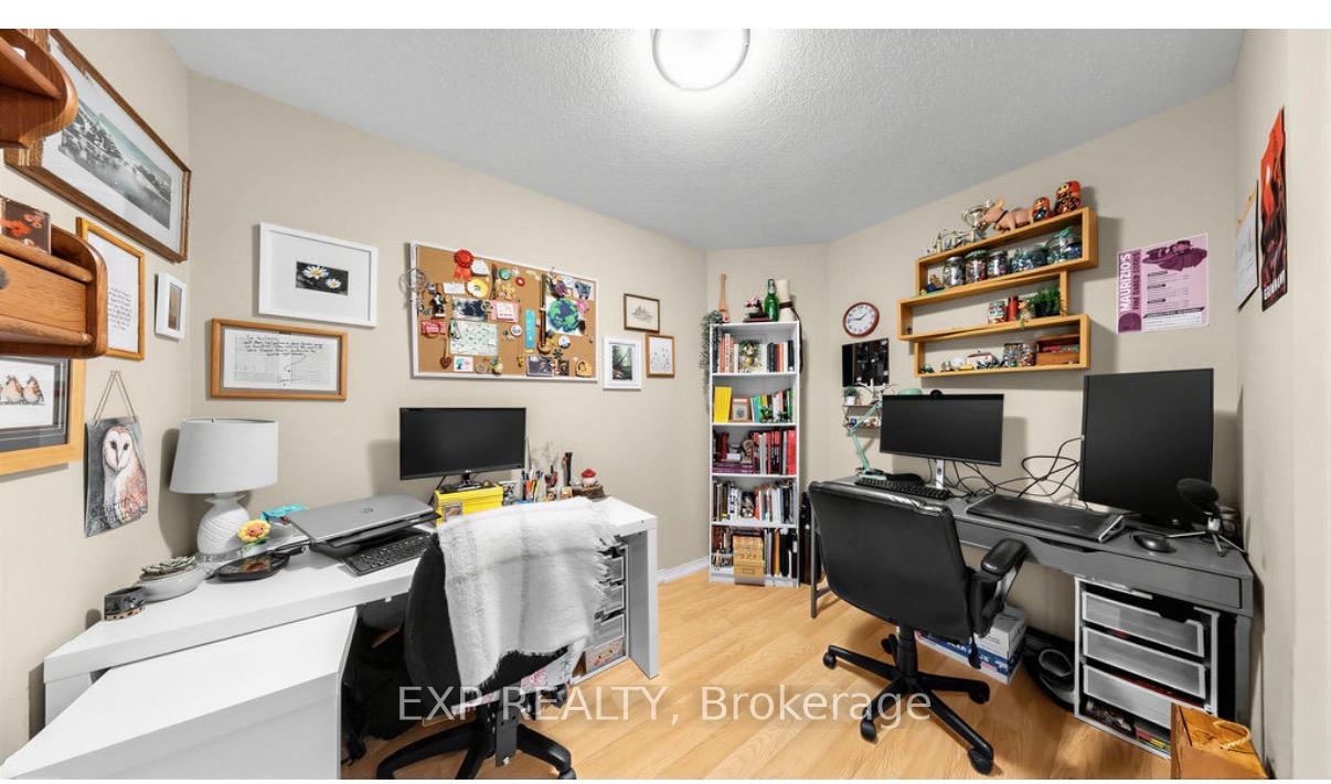 Photo 10 of Unit 607, 889 Bay Street, Toronto, Bay Street Corridor — HOMEH