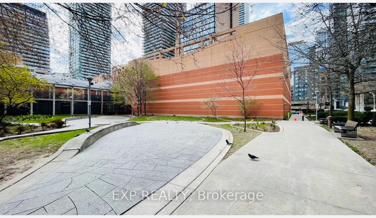 Photo 20 of Unit 607, 889 Bay Street, Toronto, Bay Street Corridor — HOMEH