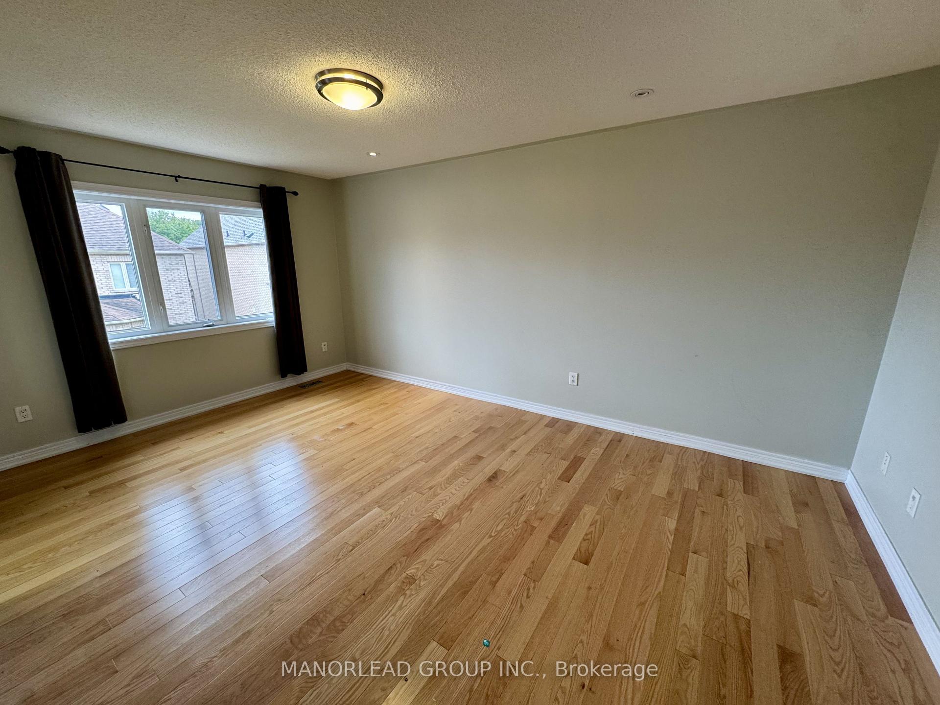 Photo 11 of 91 Cabernet Road, Vaughan, Patterson — HOMEH