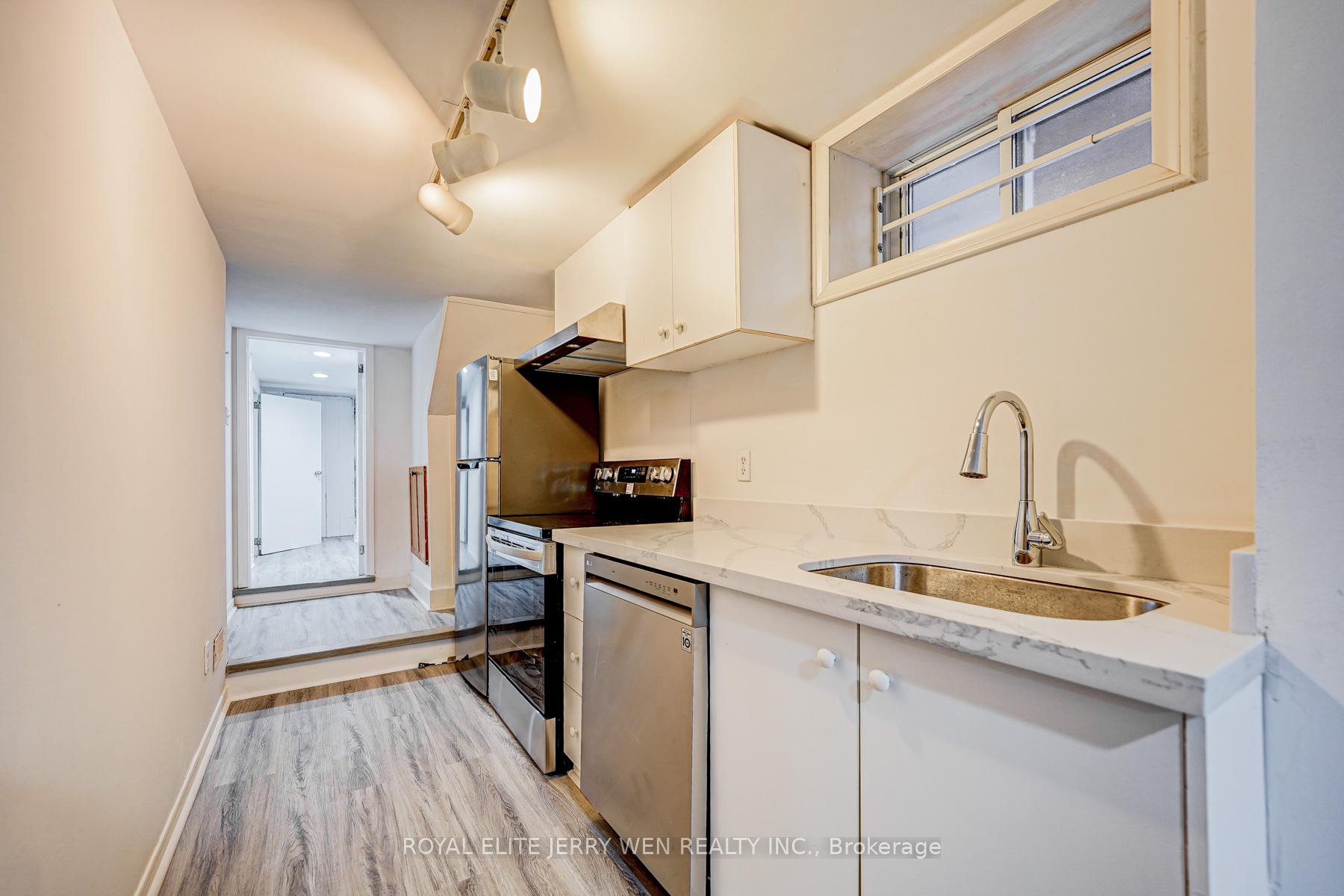 Photo 5 of Unit basemt, 171 Lawrence Avenue, Toronto, Lawrence Park South — HOMEH