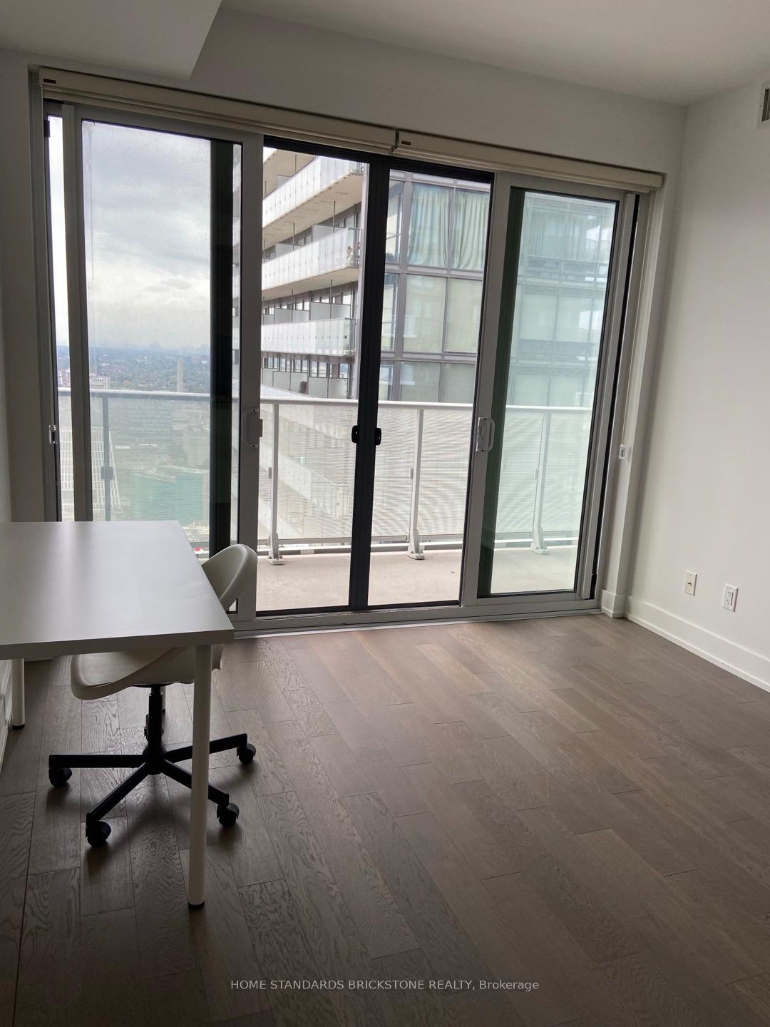 Photo 9 of Unit 3912, 7 Grenville Street, Toronto, Bay Street Corridor — HOMEH