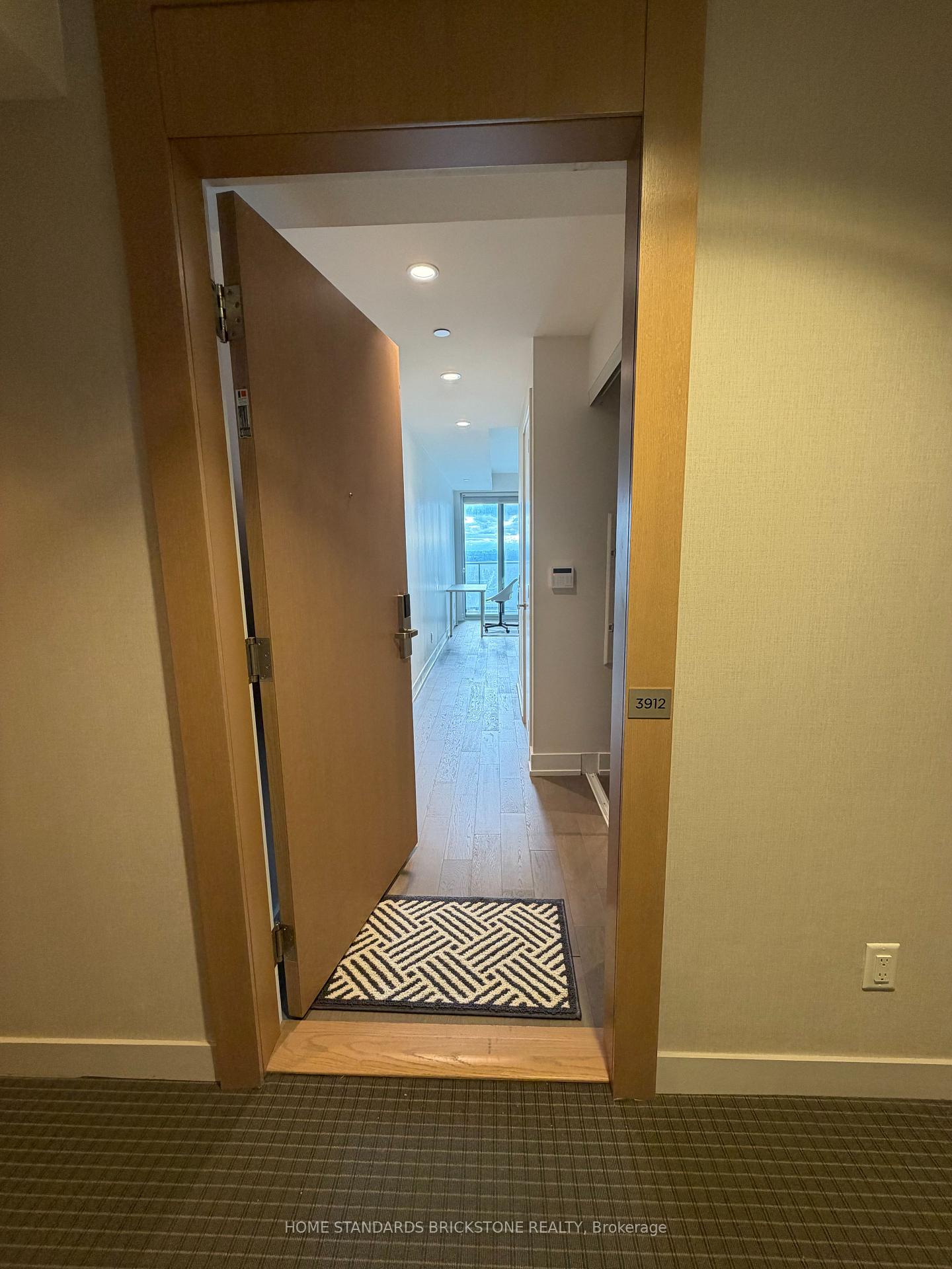 Photo 36 of Unit 3912, 7 Grenville Street, Toronto, Bay Street Corridor — HOMEH
