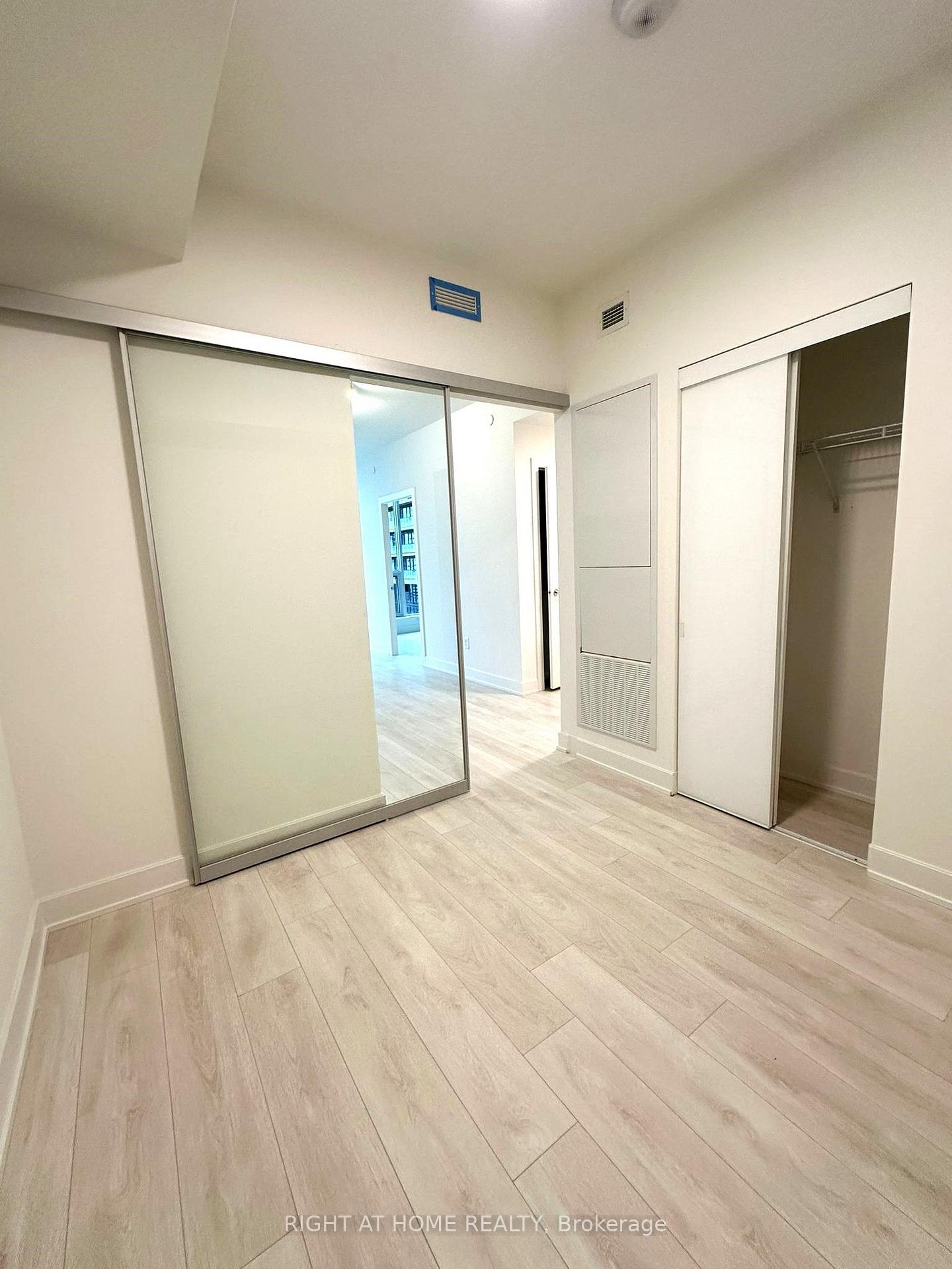 Photo 10 of Unit 3411, 35 Mercer Street, Toronto, Waterfront Communities — HOMEH