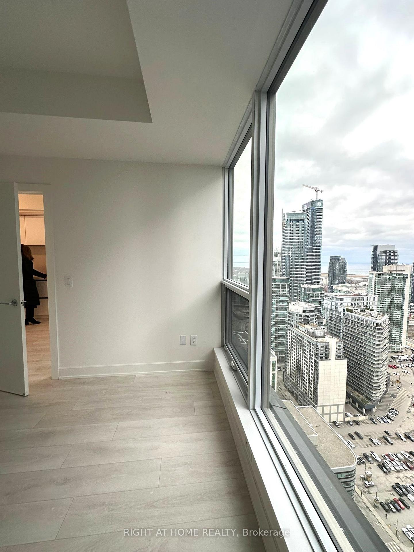 Photo 12 of Unit 3411, 35 Mercer Street, Toronto, Waterfront Communities — HOMEH