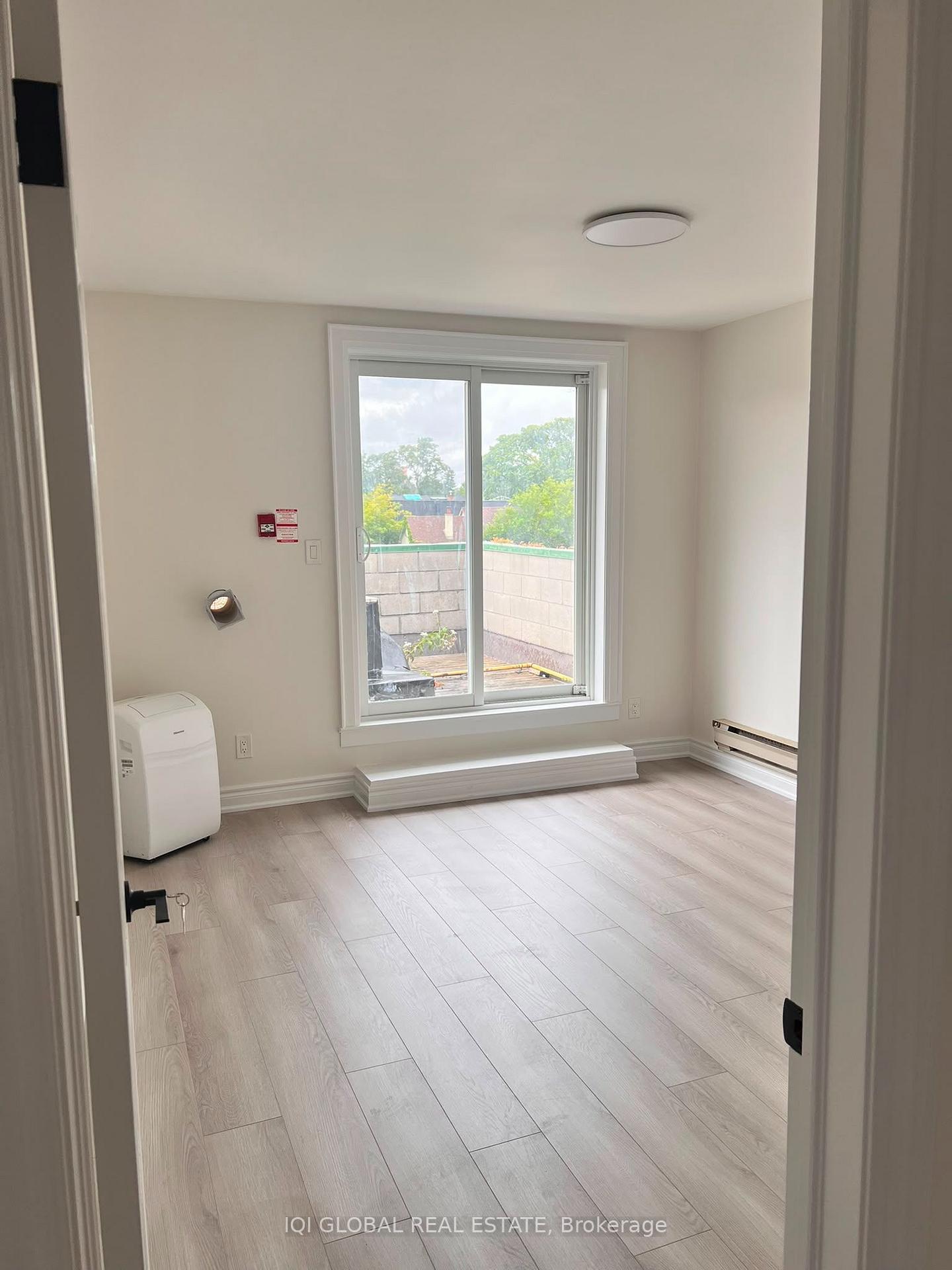 Photo 8 of Unit 3B, 358 Danforth Avenue, Toronto, Playter Estates-Danforth — HOMEH