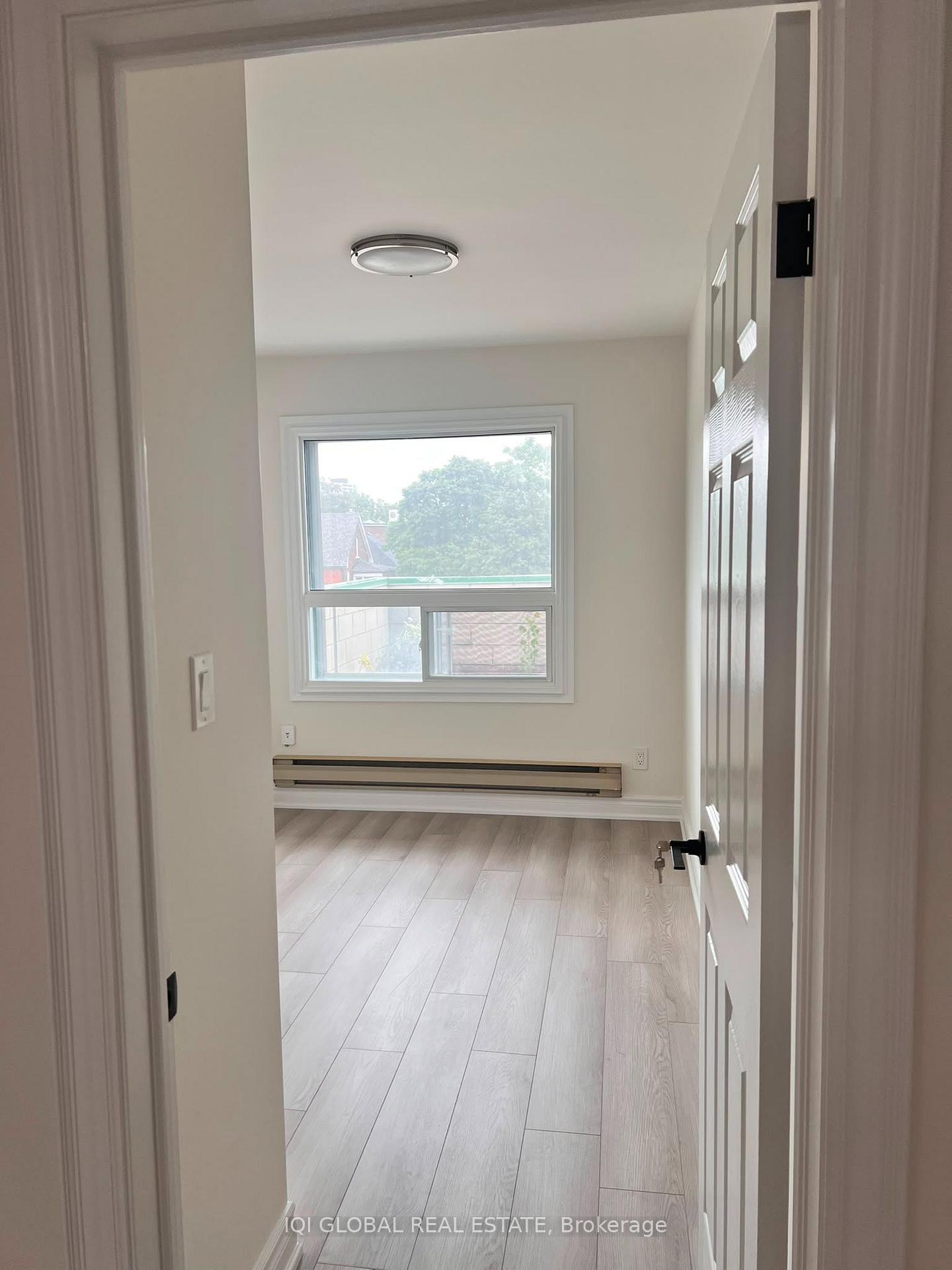 Photo 10 of Unit 3B, 358 Danforth Avenue, Toronto, Playter Estates-Danforth — HOMEH