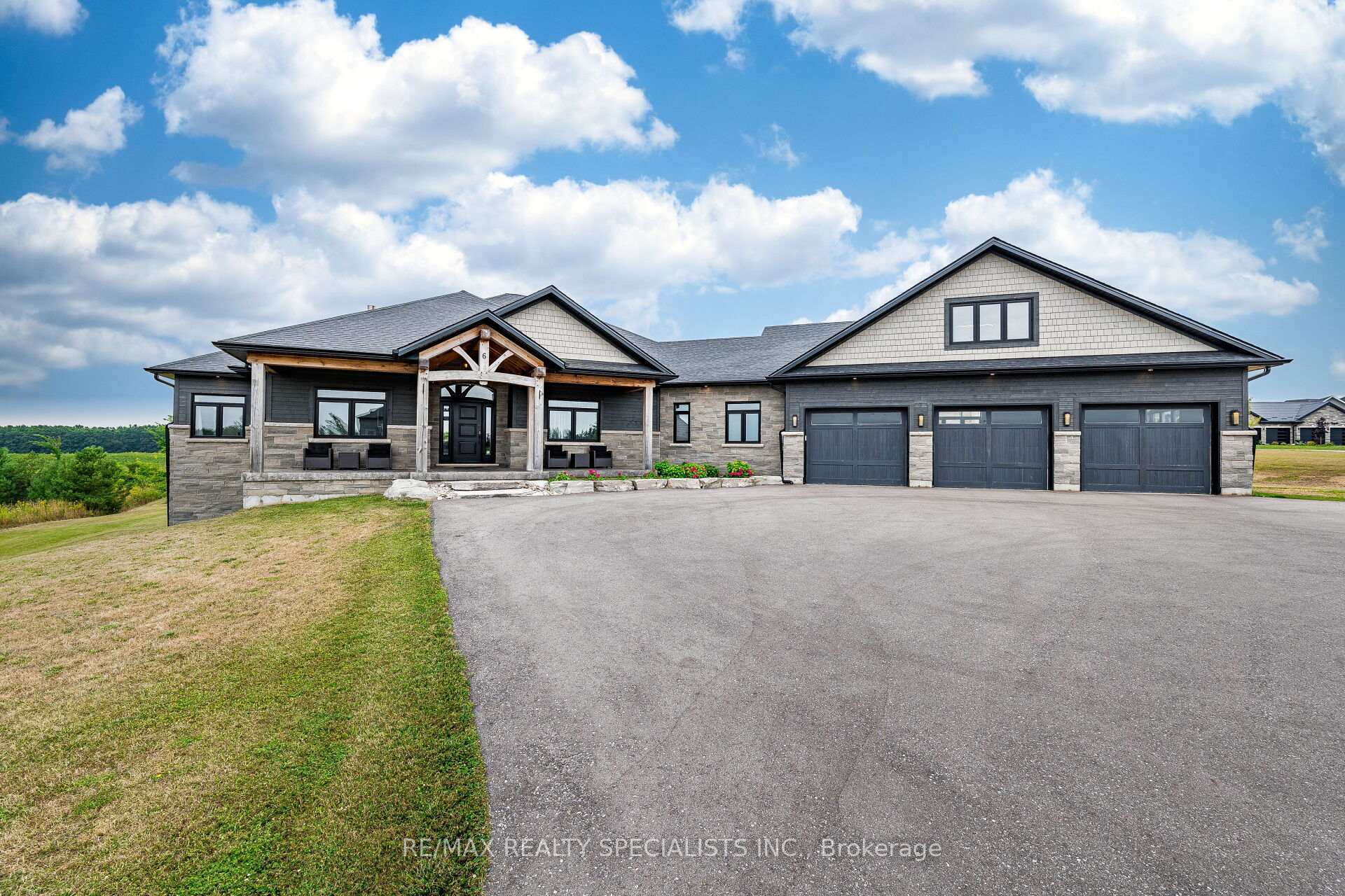 Photo 2 of 6 Rutledge Heights, Melancthon, Rural Melancthon — HOMEH
