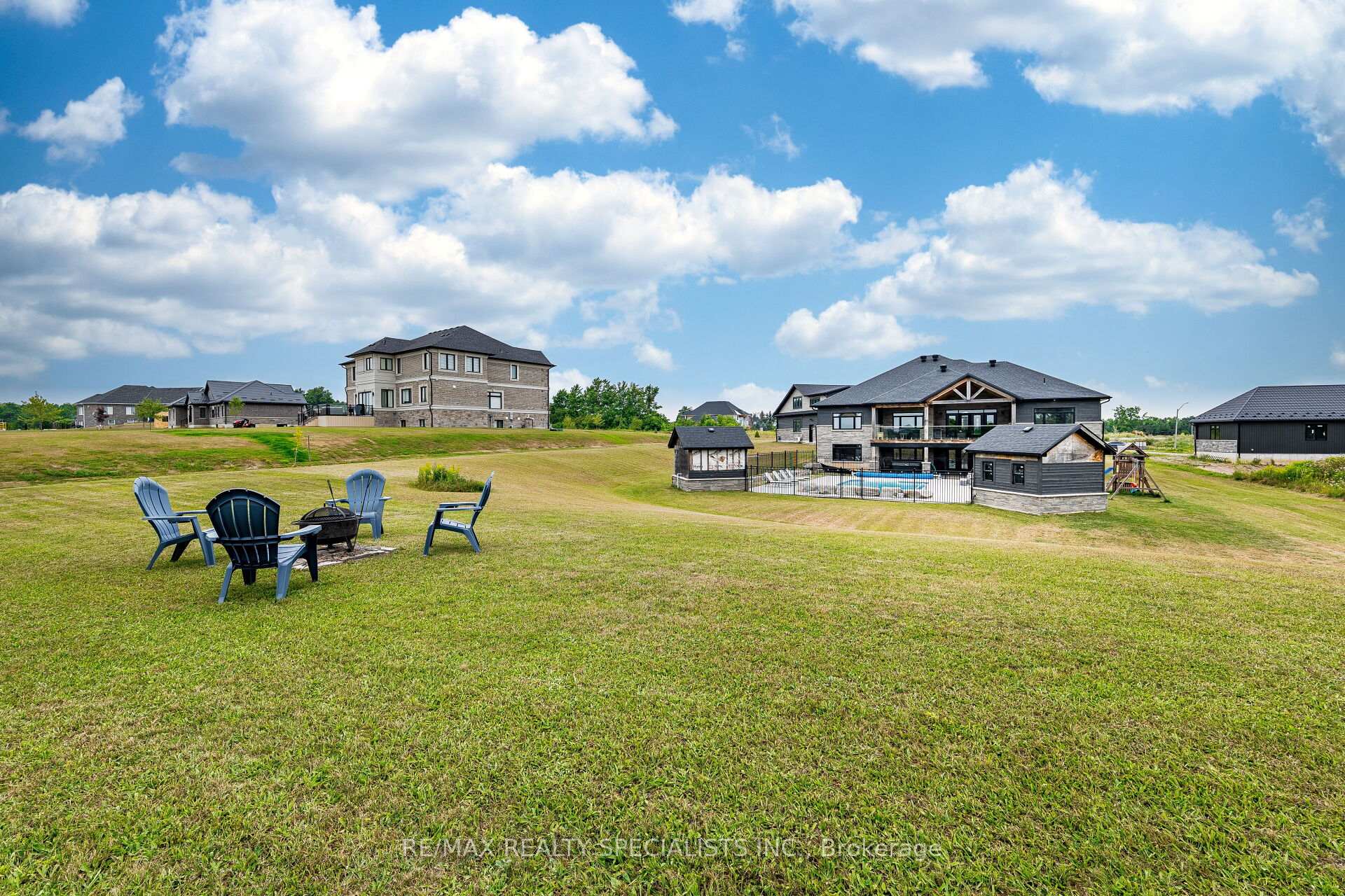Photo 46 of 6 Rutledge Heights, Melancthon, Rural Melancthon — HOMEH