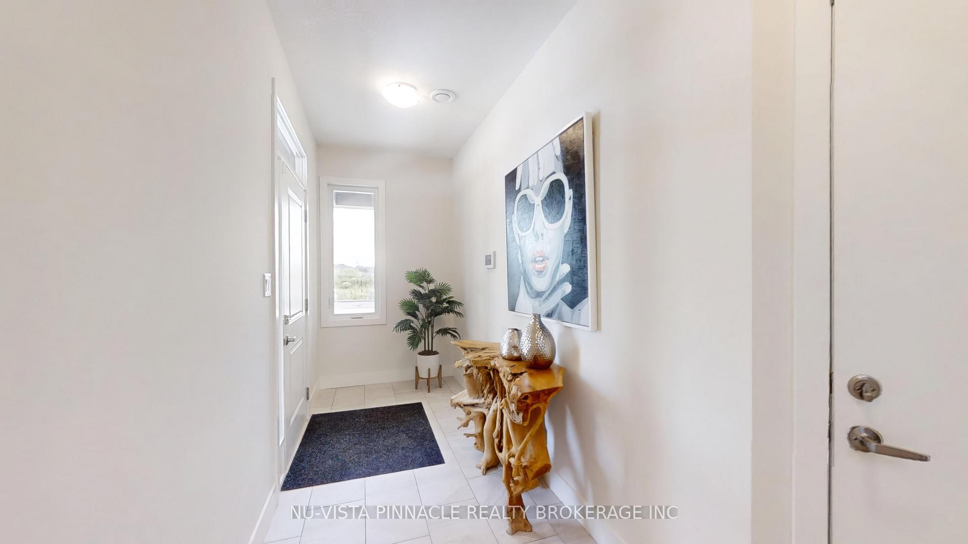 Photo 2 of 1882 Evans Boulevard, London, South U — HOMEH