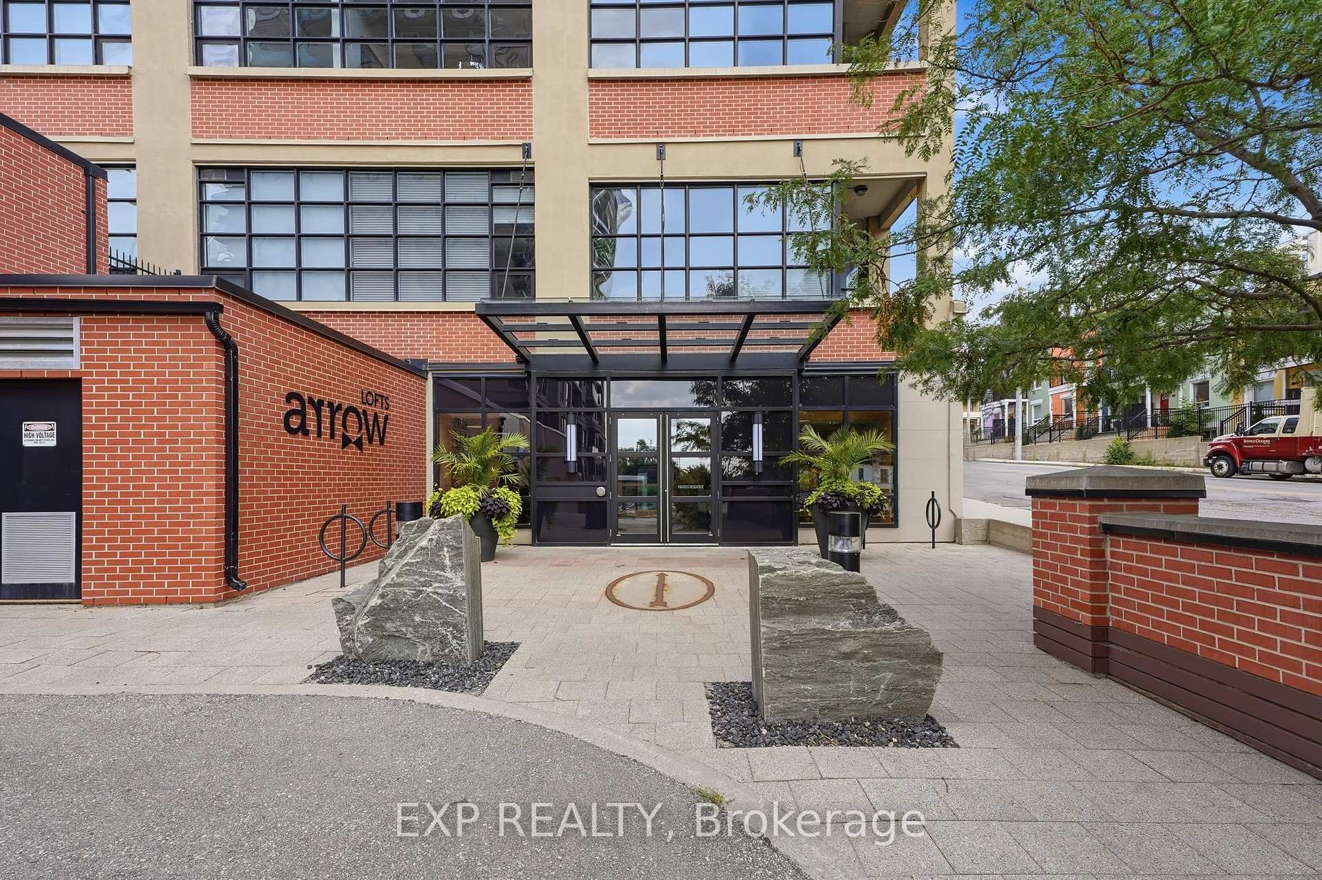 Photo of Unit 417, 112 Benton Street