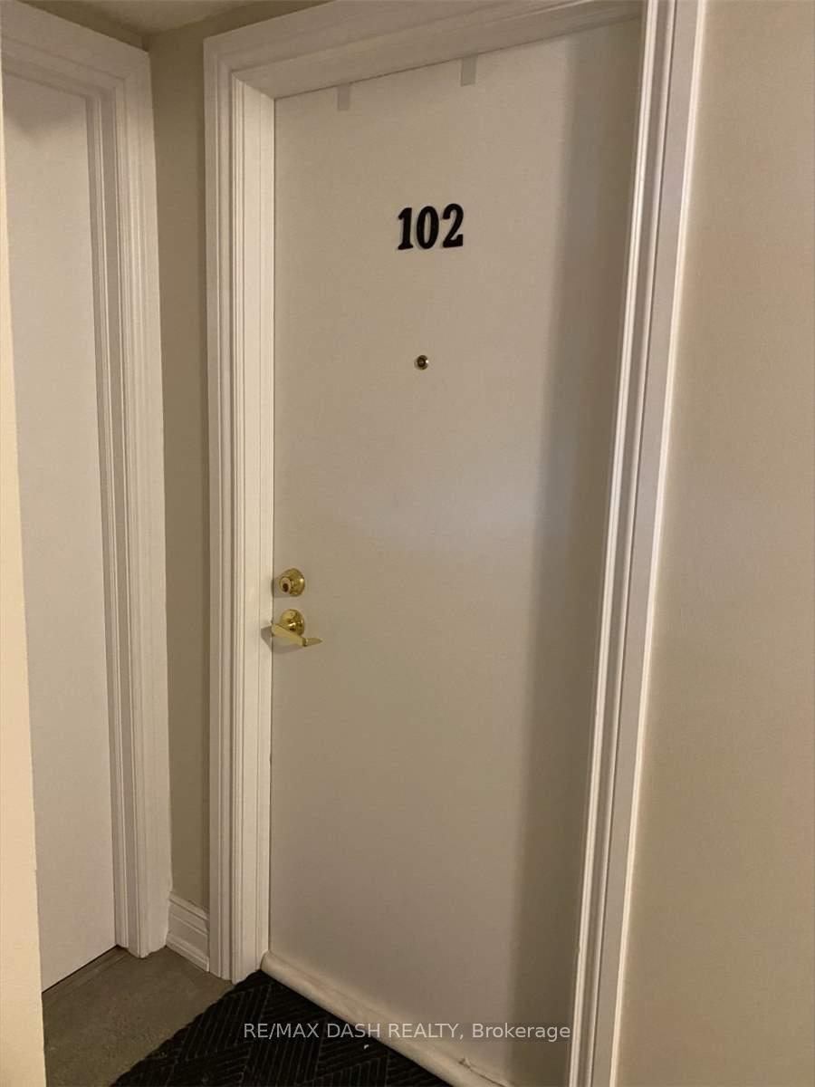 Photo 3 of Unit 102, 141 Admiral Road, Toronto, The Annex — HOMEH