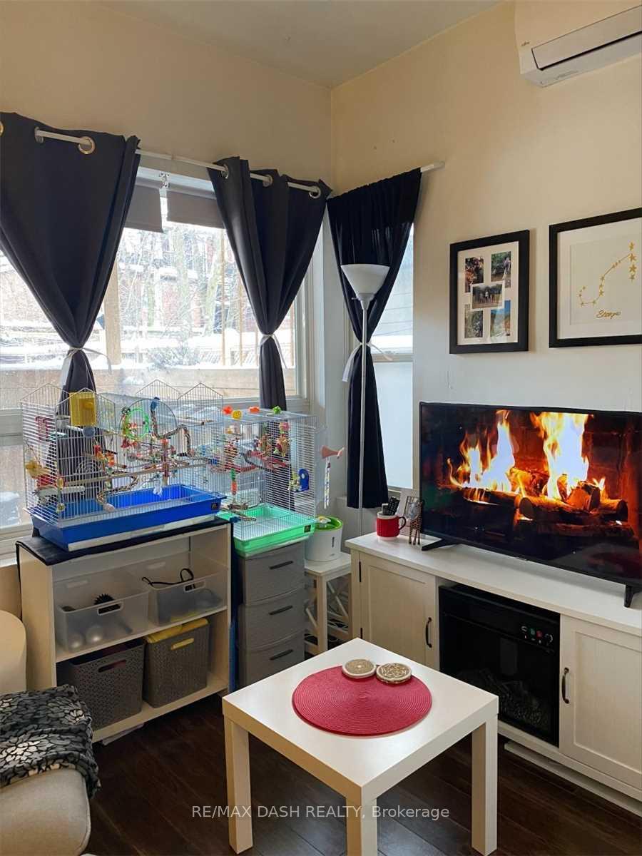 Photo 7 of Unit 102, 141 Admiral Road, Toronto, The Annex — HOMEH