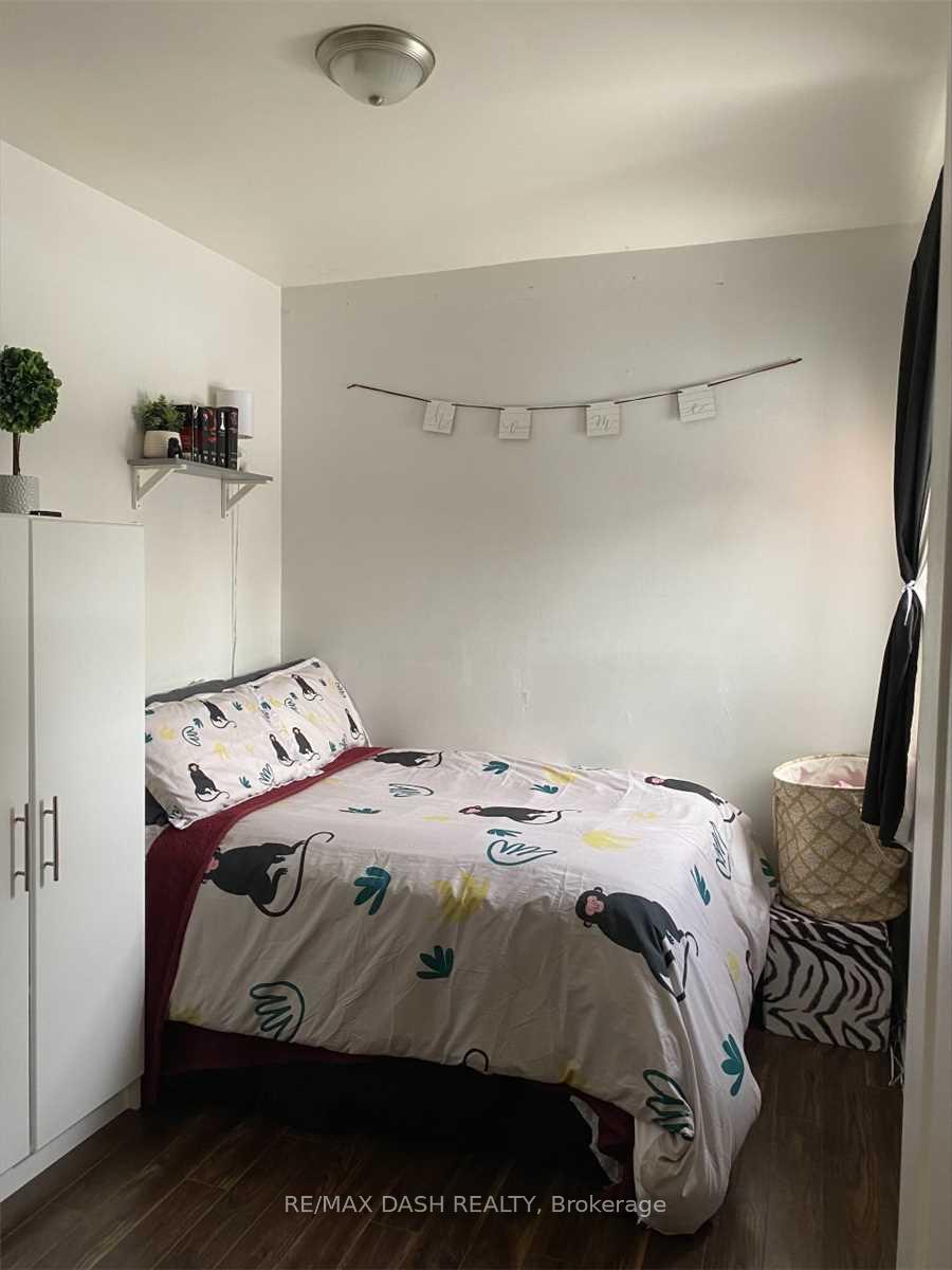 Photo 14 of Unit 102, 141 Admiral Road, Toronto, The Annex — HOMEH