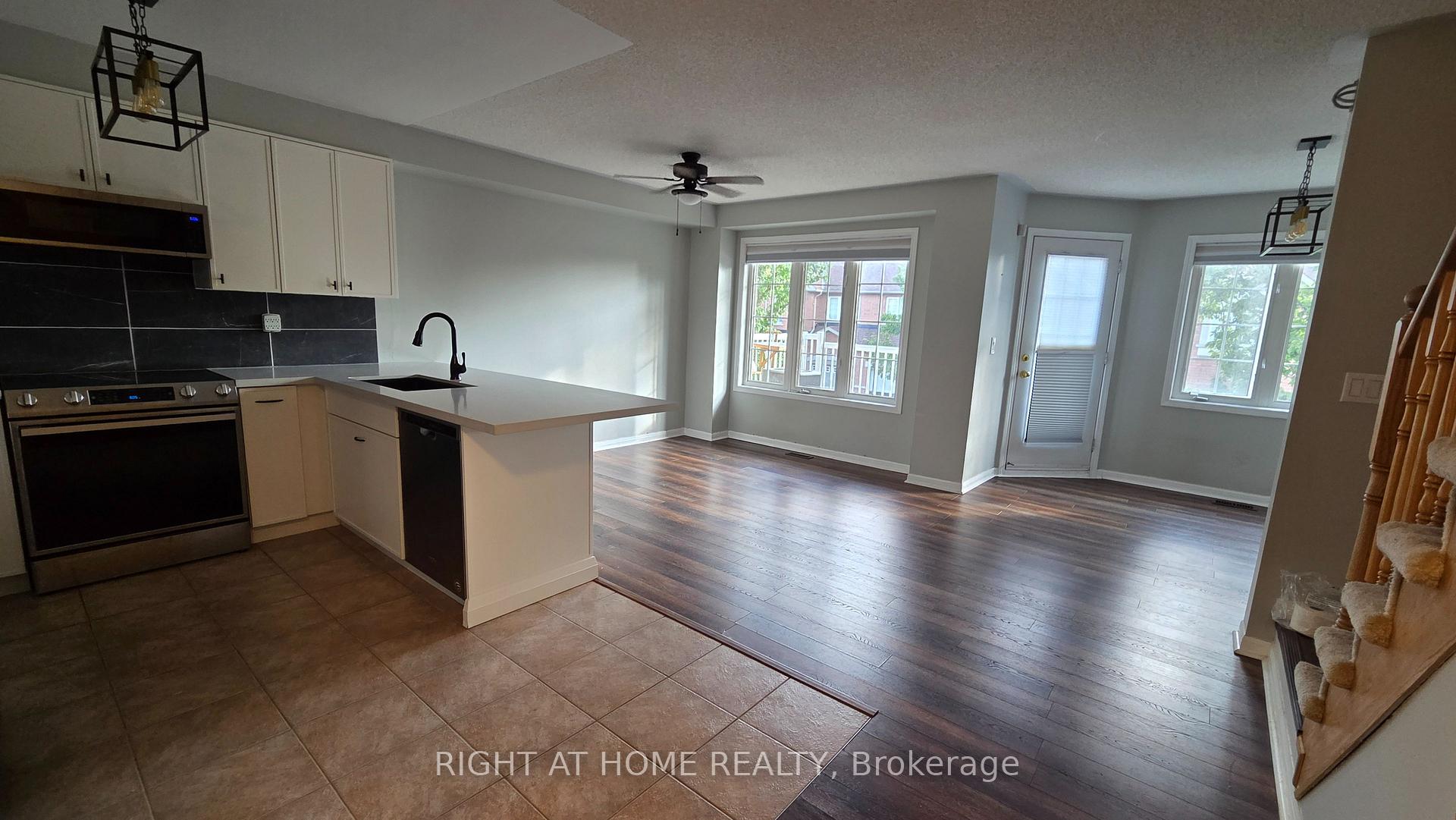 Photo 5 of Unit 114, 620 Ferguson Drive, Milton, Beaty — HOMEH