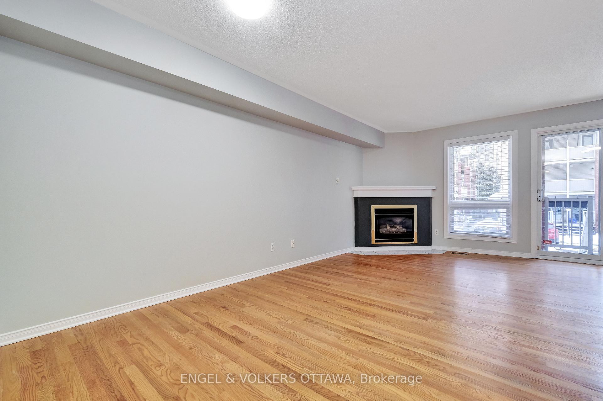 Photo 9 of 301 Nepean Street, Ottawa, Ottawa Centre — HOMEH