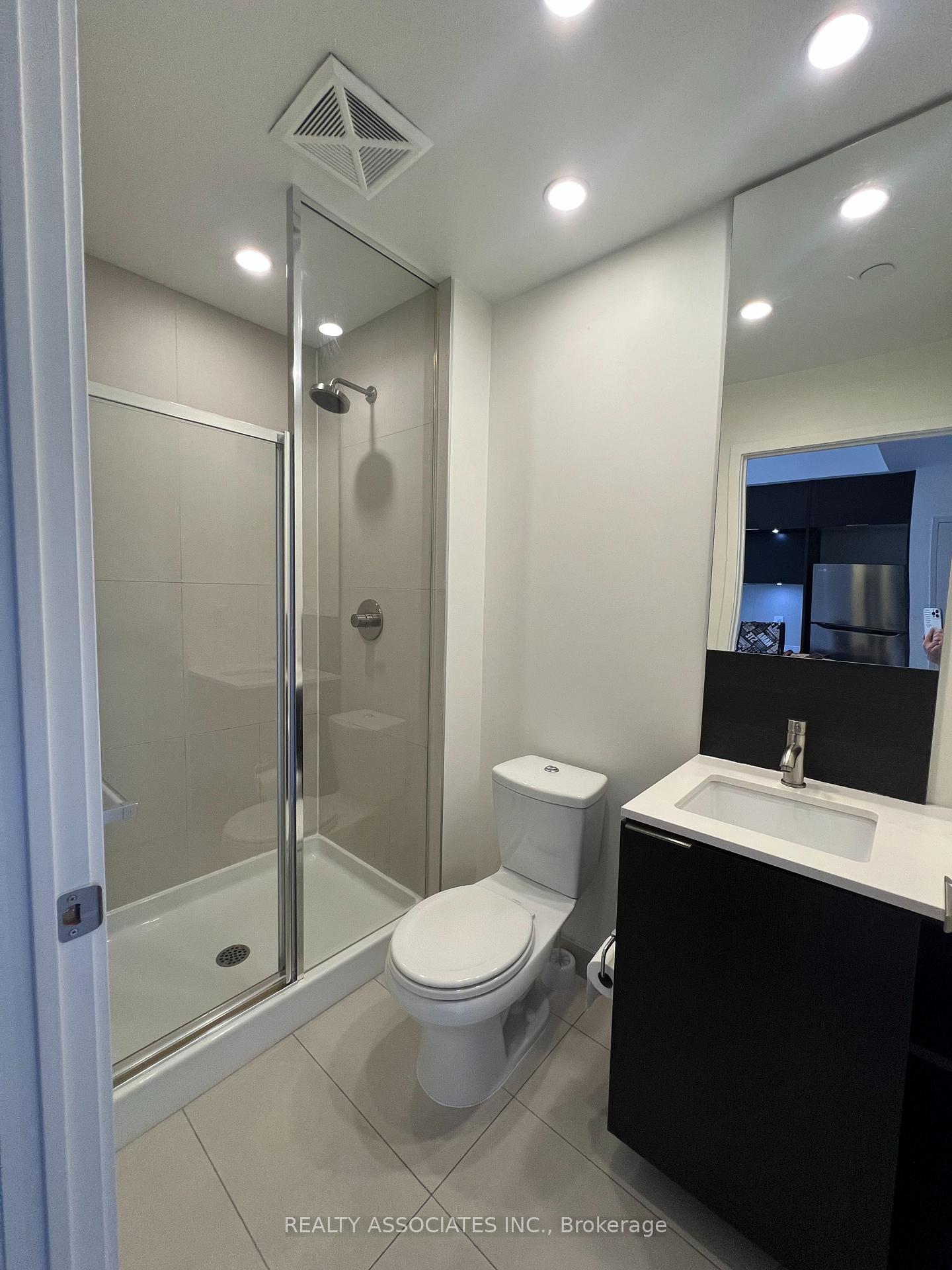 Photo 18 of Unit 2008, 170 Sumach Street, Toronto, Regent Park — HOMEH