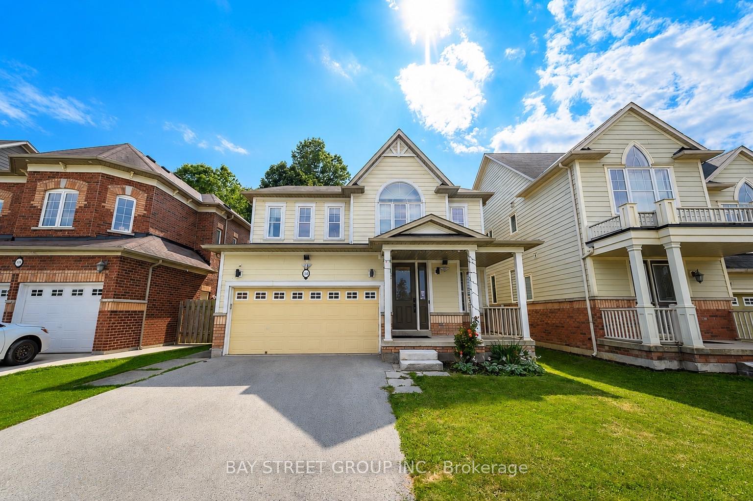 Photo 3 of 116 Winterberry Boulevard, Thorold, Confederation Heights — HOMEH