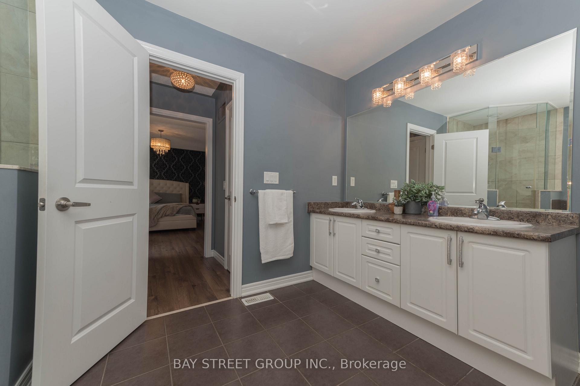 Photo 24 of 116 Winterberry Boulevard, Thorold, Confederation Heights — HOMEH