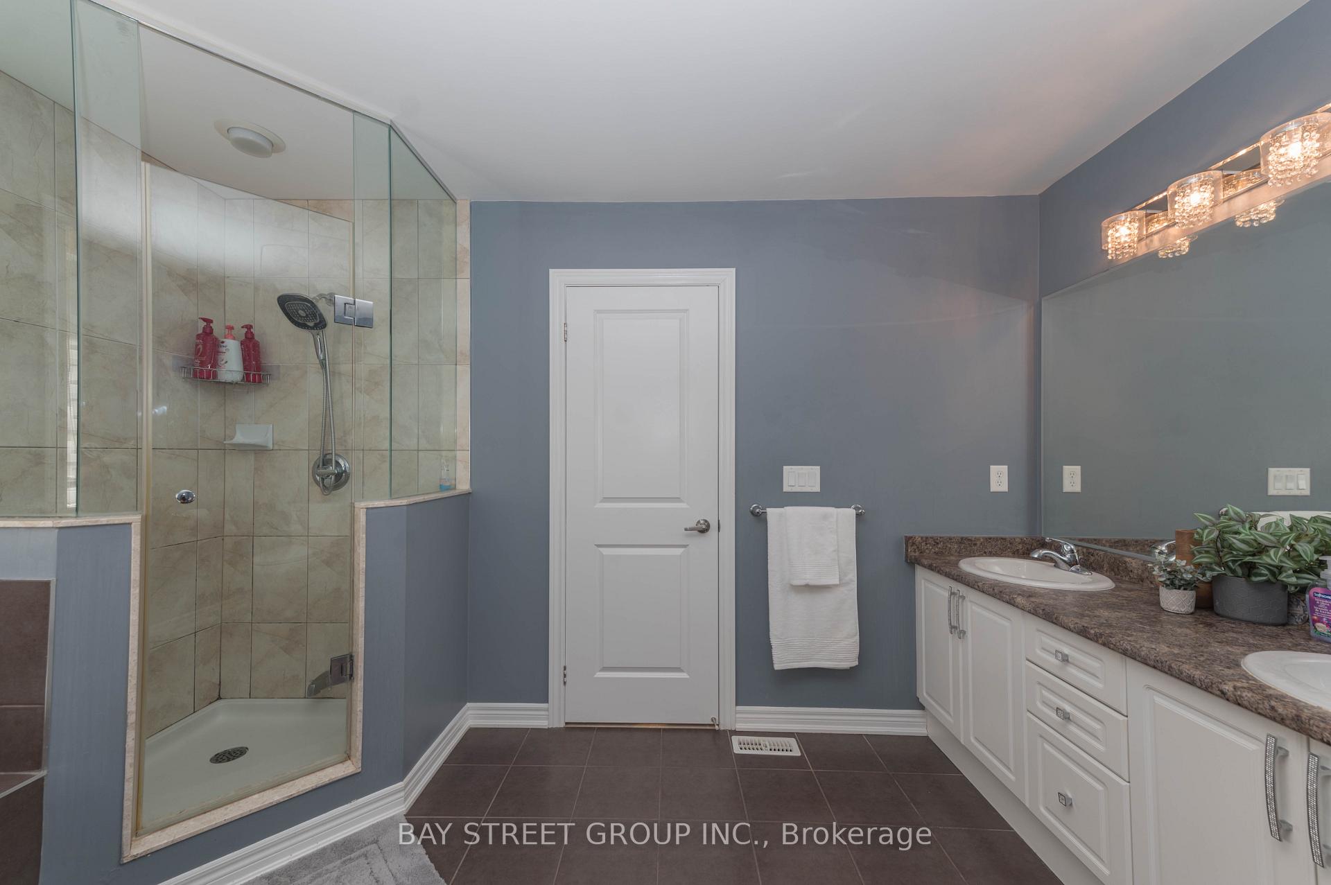 Photo 25 of 116 Winterberry Boulevard, Thorold, Confederation Heights — HOMEH