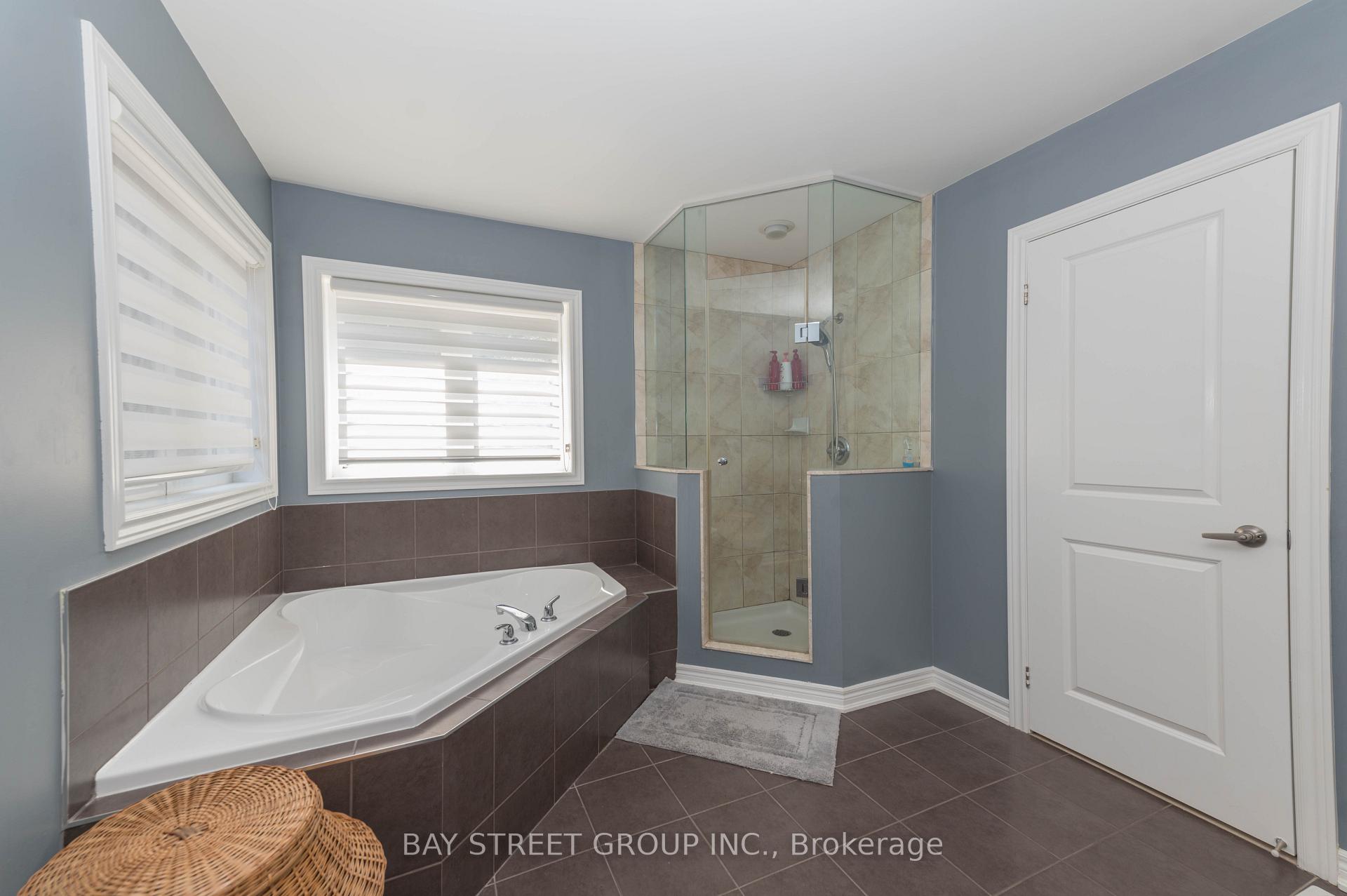 Photo 26 of 116 Winterberry Boulevard, Thorold, Confederation Heights — HOMEH