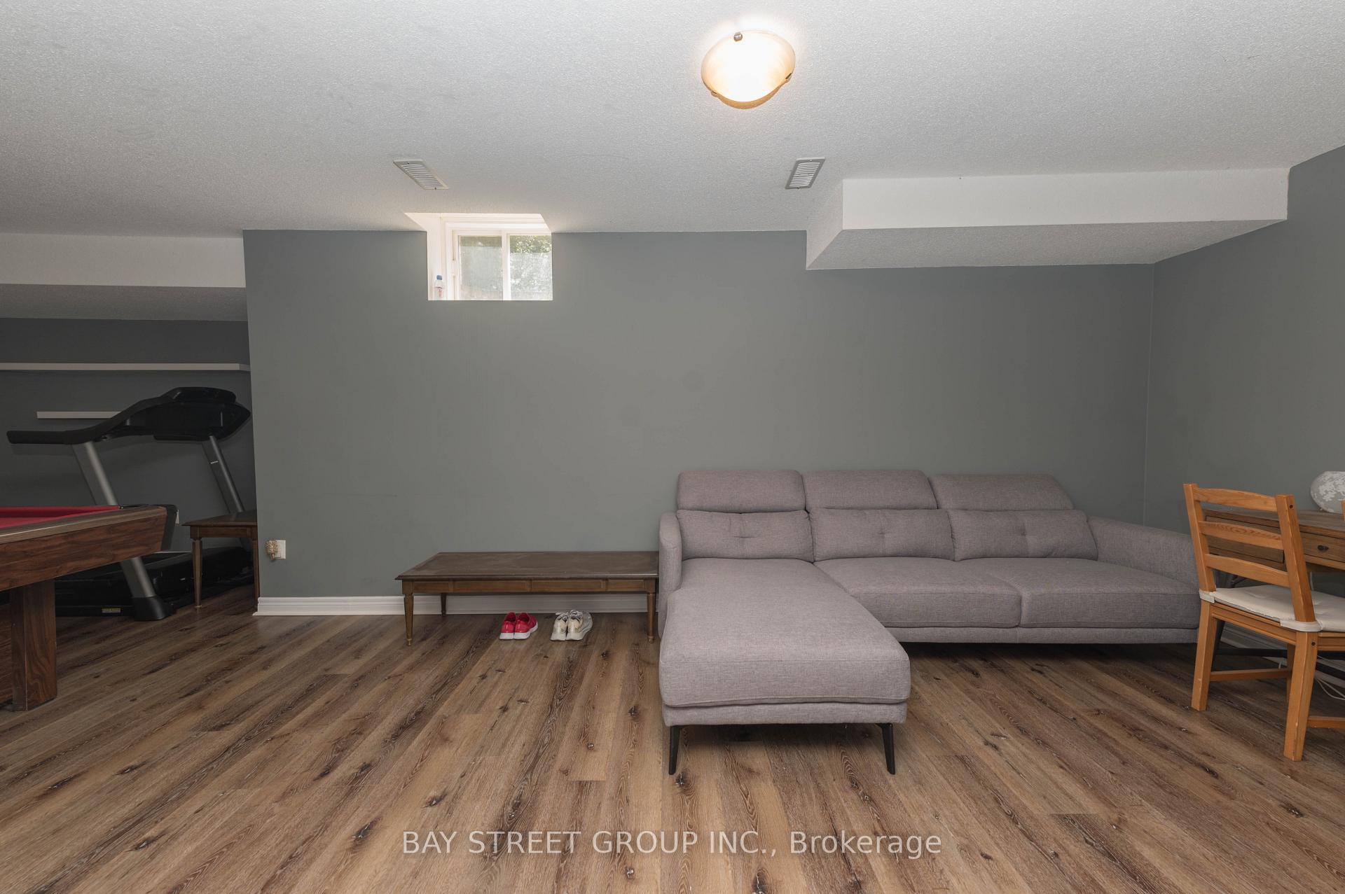 Photo 40 of 116 Winterberry Boulevard, Thorold, Confederation Heights — HOMEH