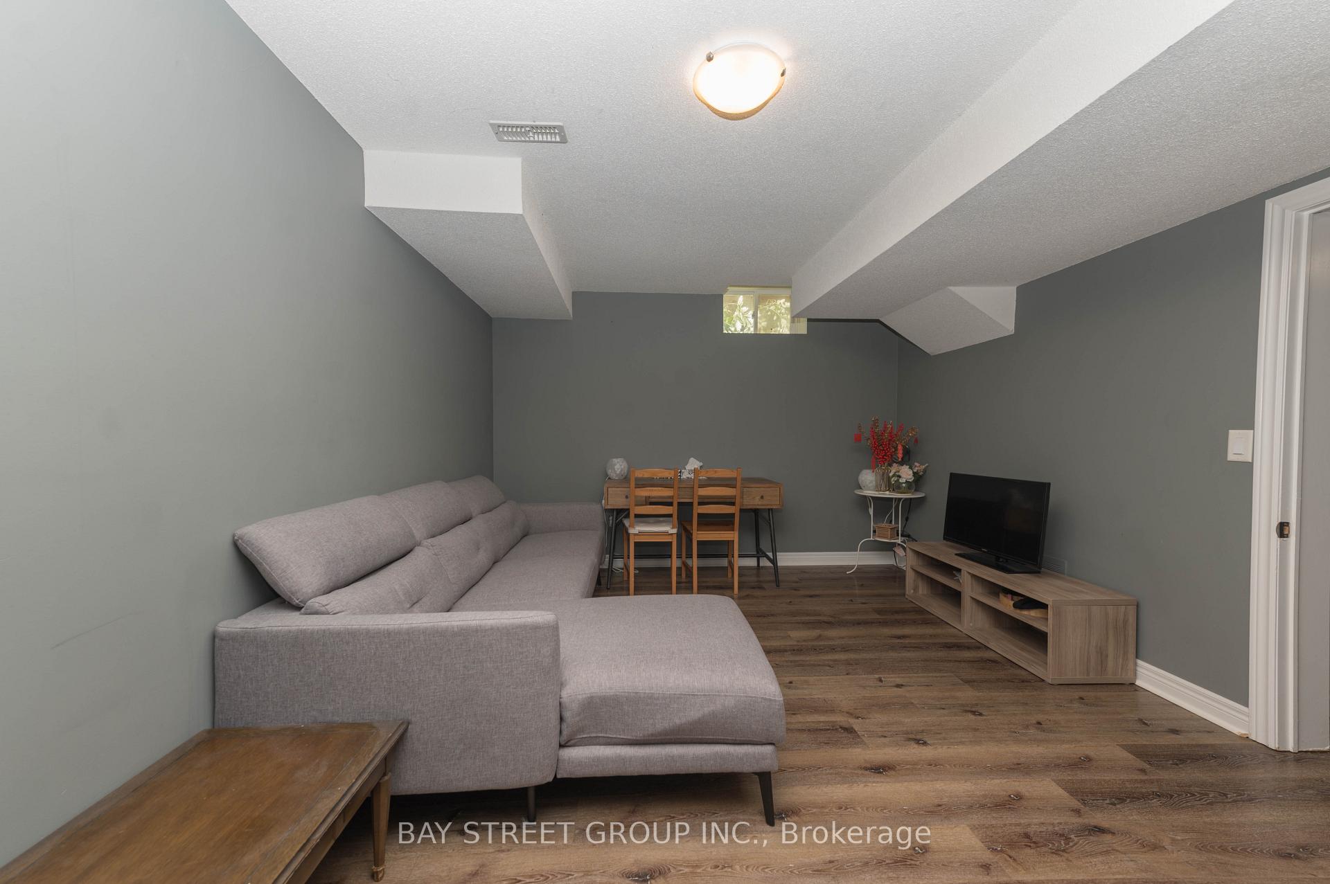 Photo 46 of 116 Winterberry Boulevard, Thorold, Confederation Heights — HOMEH