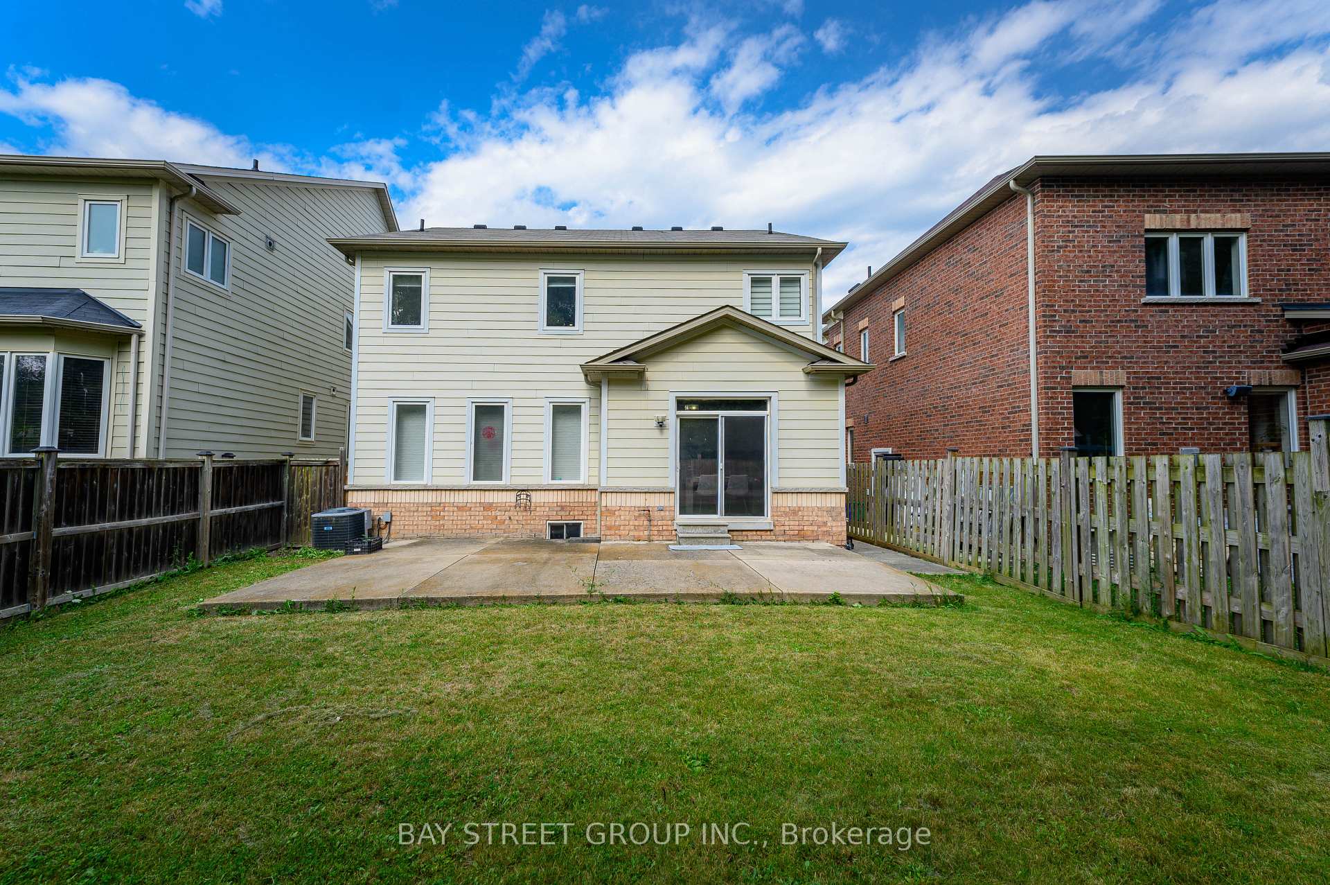 Photo 51 of 116 Winterberry Boulevard, Thorold, Confederation Heights — HOMEH