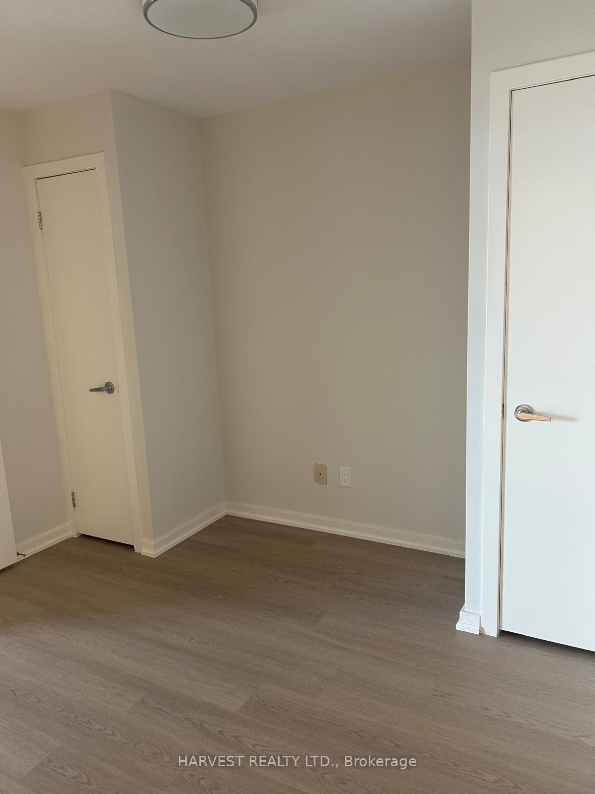 Photo 3 of Unit 1511, 8 York Street, Toronto, Waterfront Communities — HOMEH