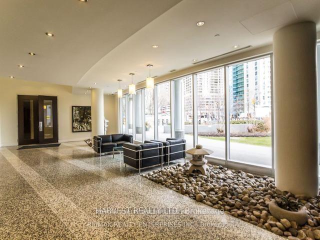 Photo 14 of Unit 1511, 8 York Street, Toronto, Waterfront Communities — HOMEH