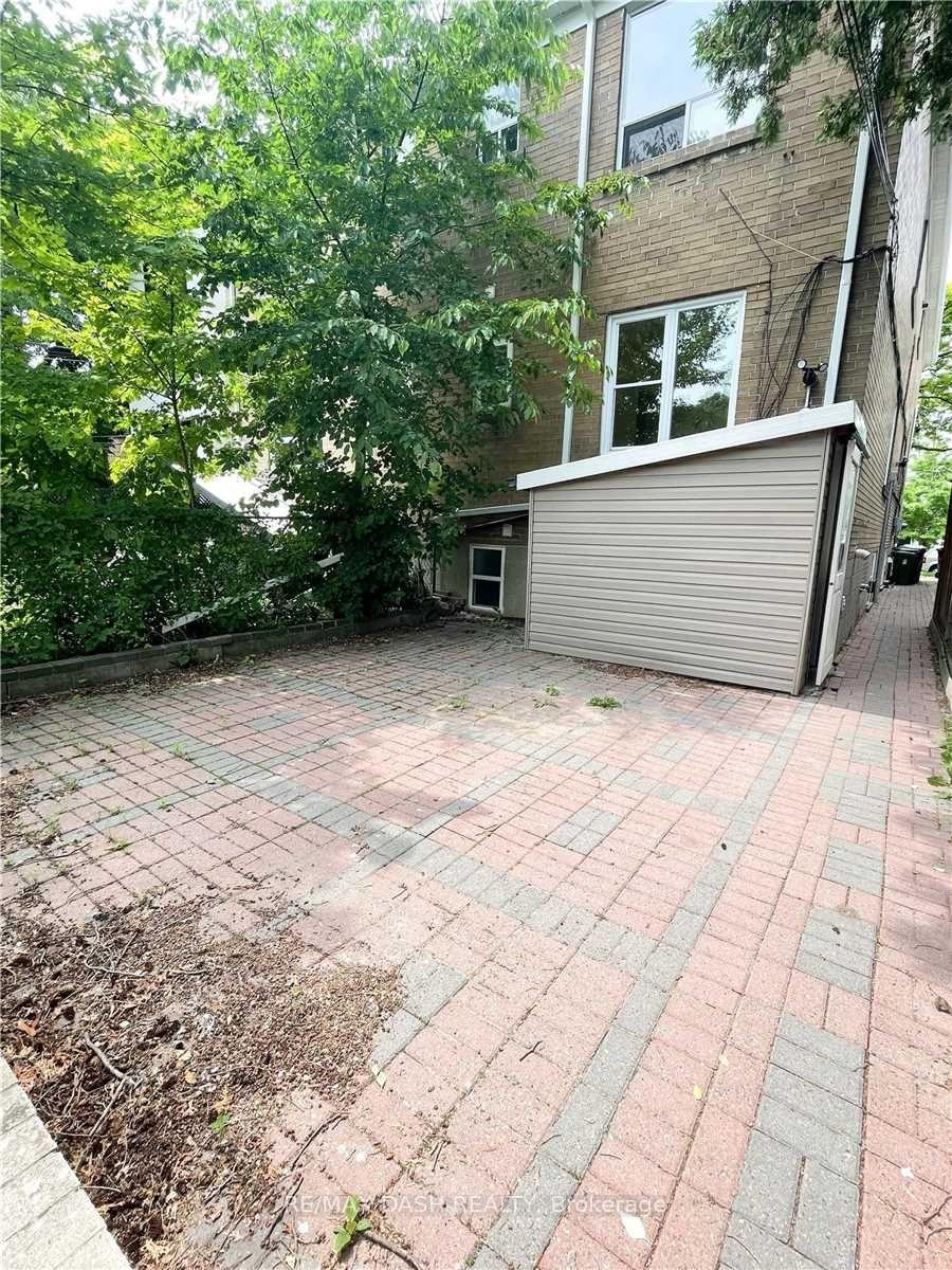 Photo 11 of Unit Lower, 79 Greensides Avenue, Toronto, Wychwood — HOMEH