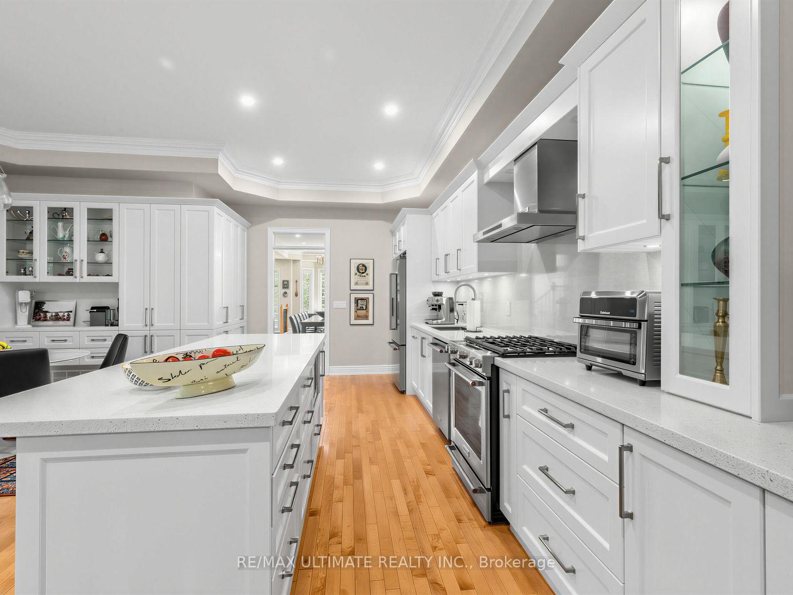 Photo 7 of 378 Melrose Avenue, Toronto, Bedford Park-Nortown — HOMEH
