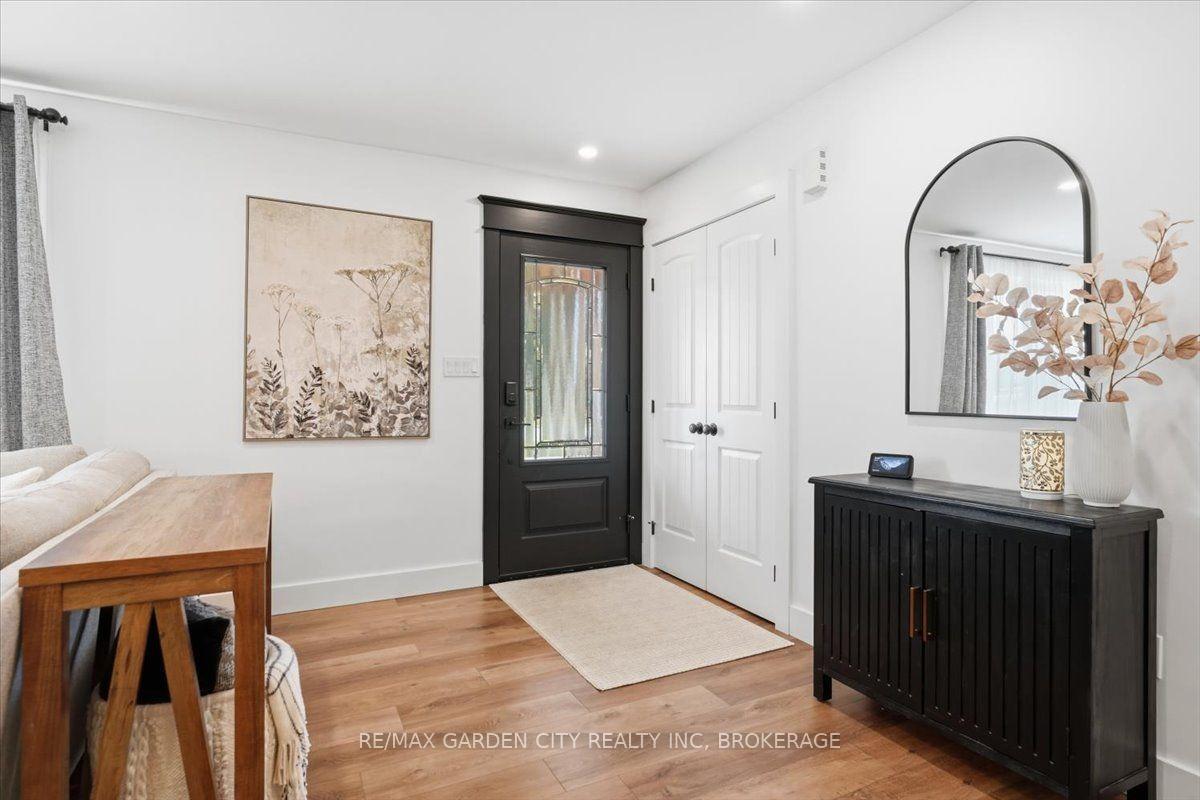 Photo 7 of 1581 Rice Road, Pelham, Fonthill — HOMEH