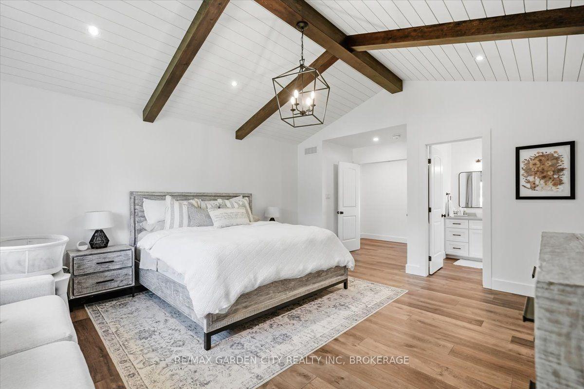 Photo 18 of 1581 Rice Road, Pelham, Fonthill — HOMEH
