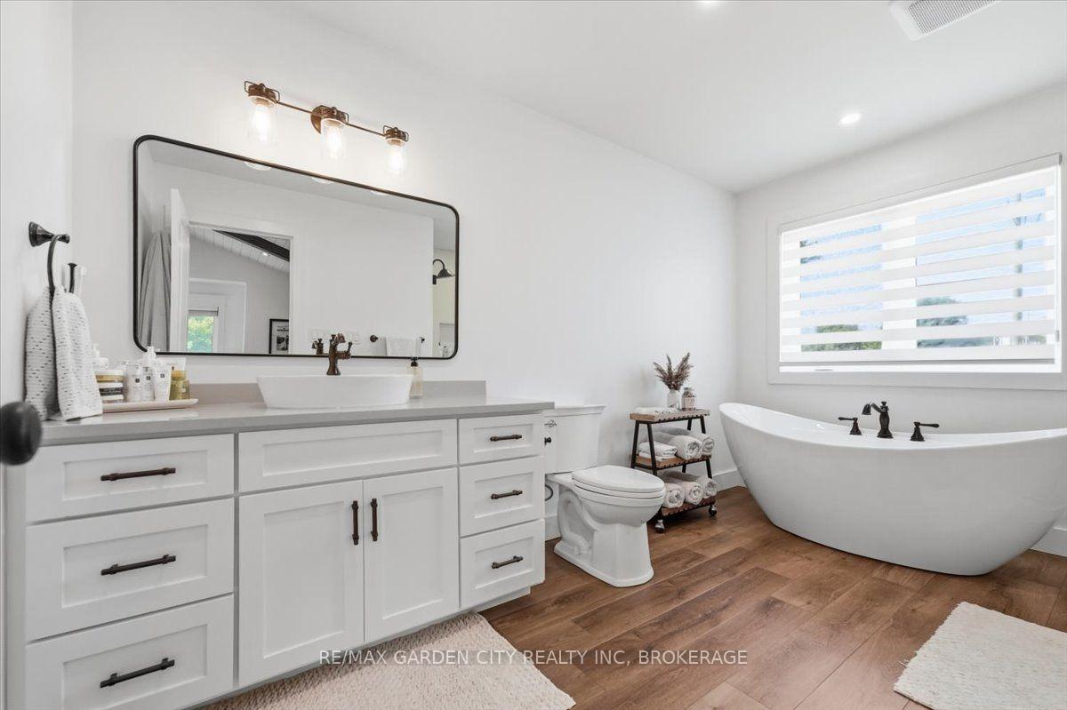 Photo 19 of 1581 Rice Road, Pelham, Fonthill — HOMEH