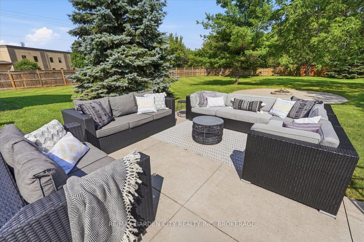 Photo 40 of 1581 Rice Road, Pelham, Fonthill — HOMEH