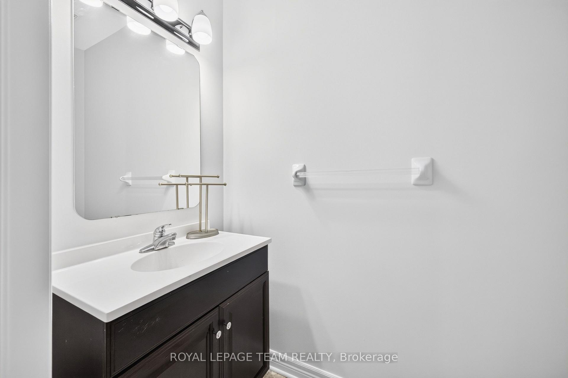 Photo 4 of 686 White Alder Avenue, Ottawa, Blossom Park/Kemp Park/Findlay Creek — HOMEH