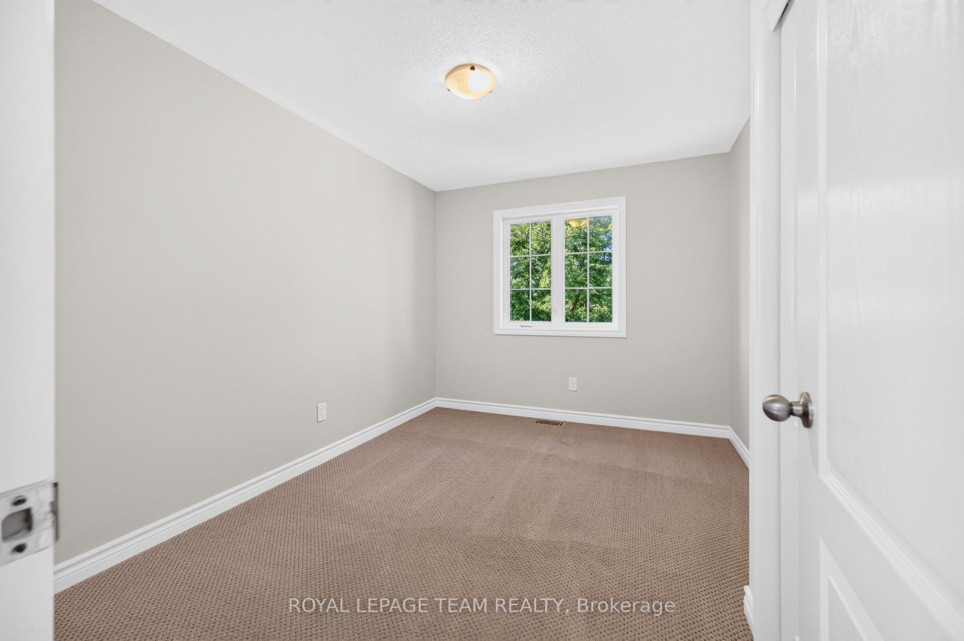 Photo 17 of 686 White Alder Avenue, Ottawa, Blossom Park/Kemp Park/Findlay Creek — HOMEH