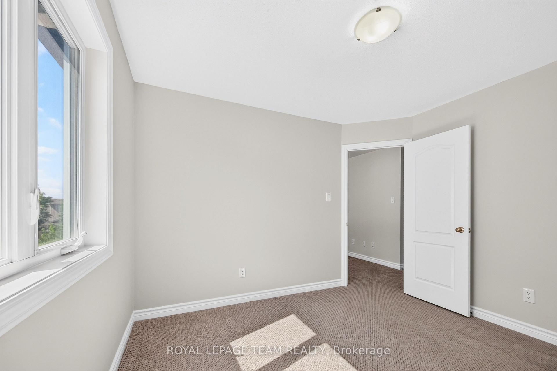 Photo 25 of 686 White Alder Avenue, Ottawa, Blossom Park/Kemp Park/Findlay Creek — HOMEH