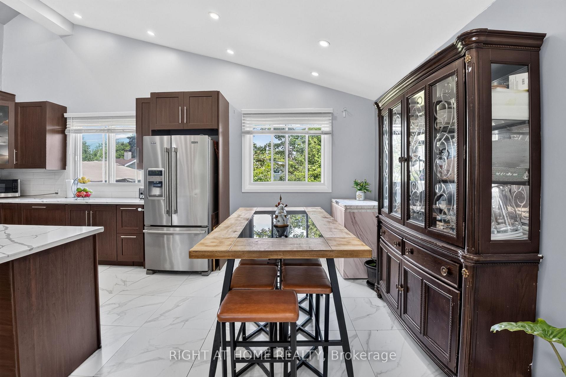 Photo 6 of 1385 Chartrand Avenue, Ottawa, Bilberry Creek/Queenswood Heights — HOMEH