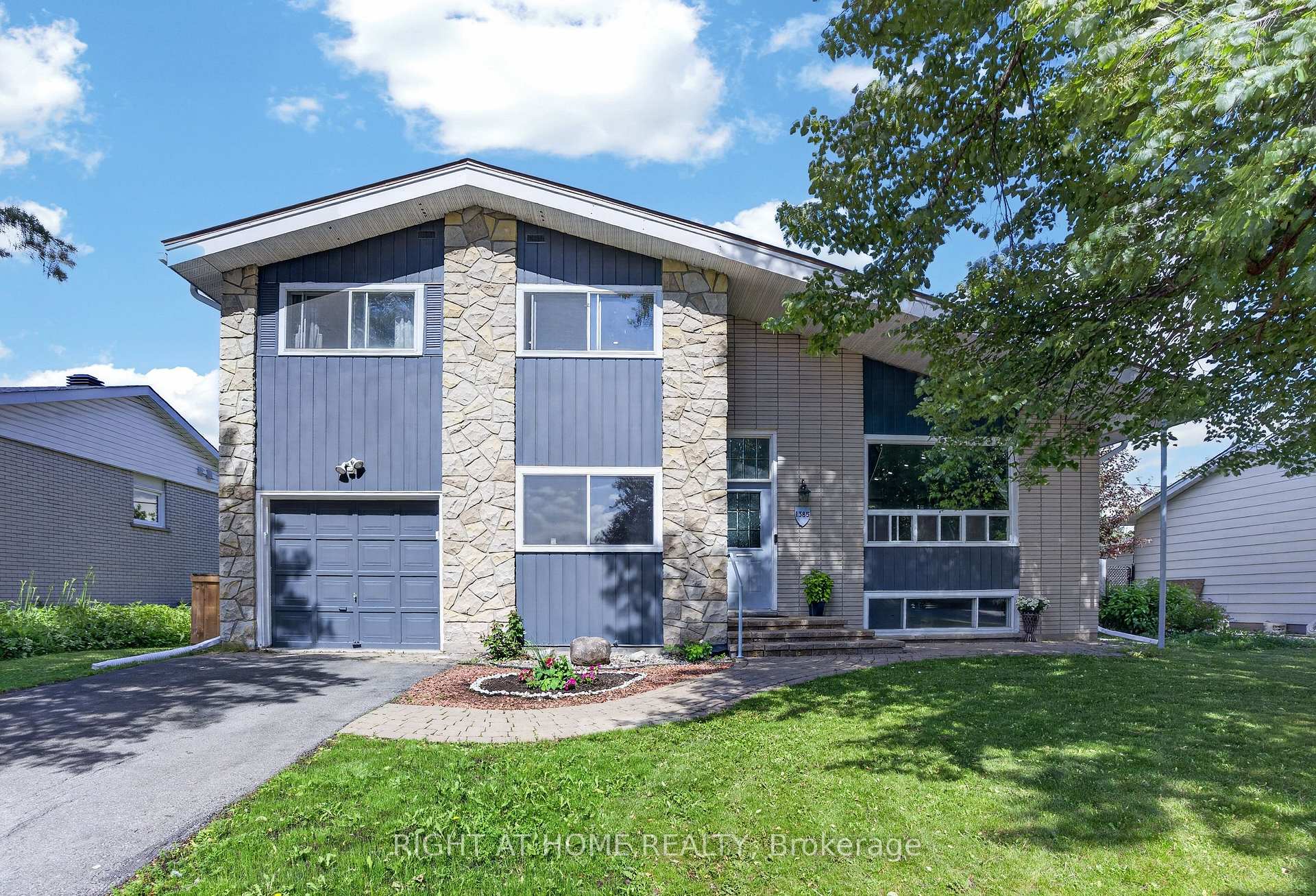 Photo 36 of 1385 Chartrand Avenue, Ottawa, Bilberry Creek/Queenswood Heights — HOMEH