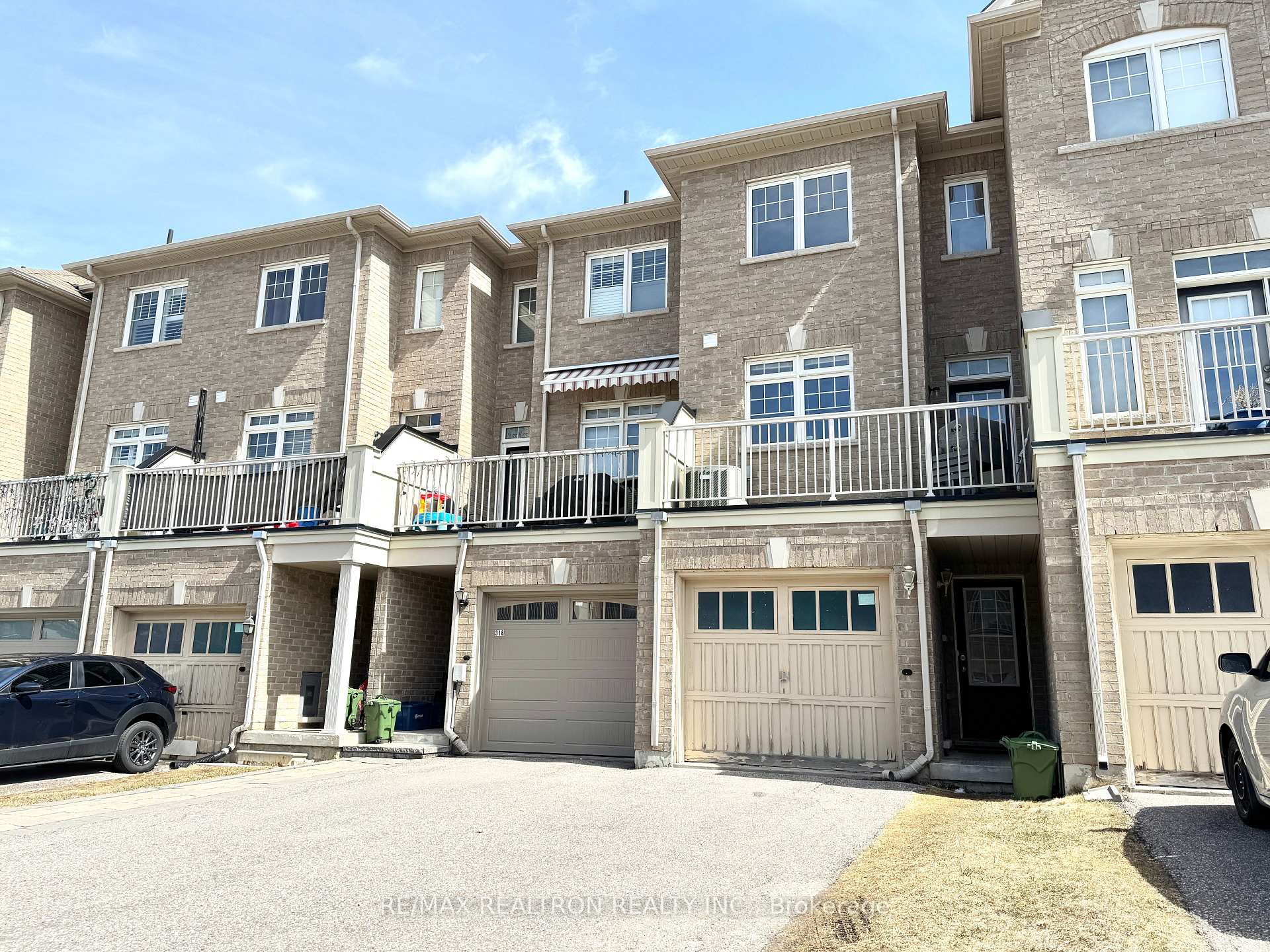 Photo 13 of 316 Delray Drive, Markham, Greensborough — HOMEH